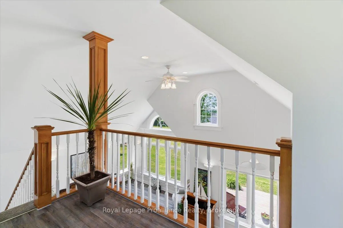 Photo 29 of 233 Parkview Road, Prince Edward County, Ameliasburg Ward — HOMEH
