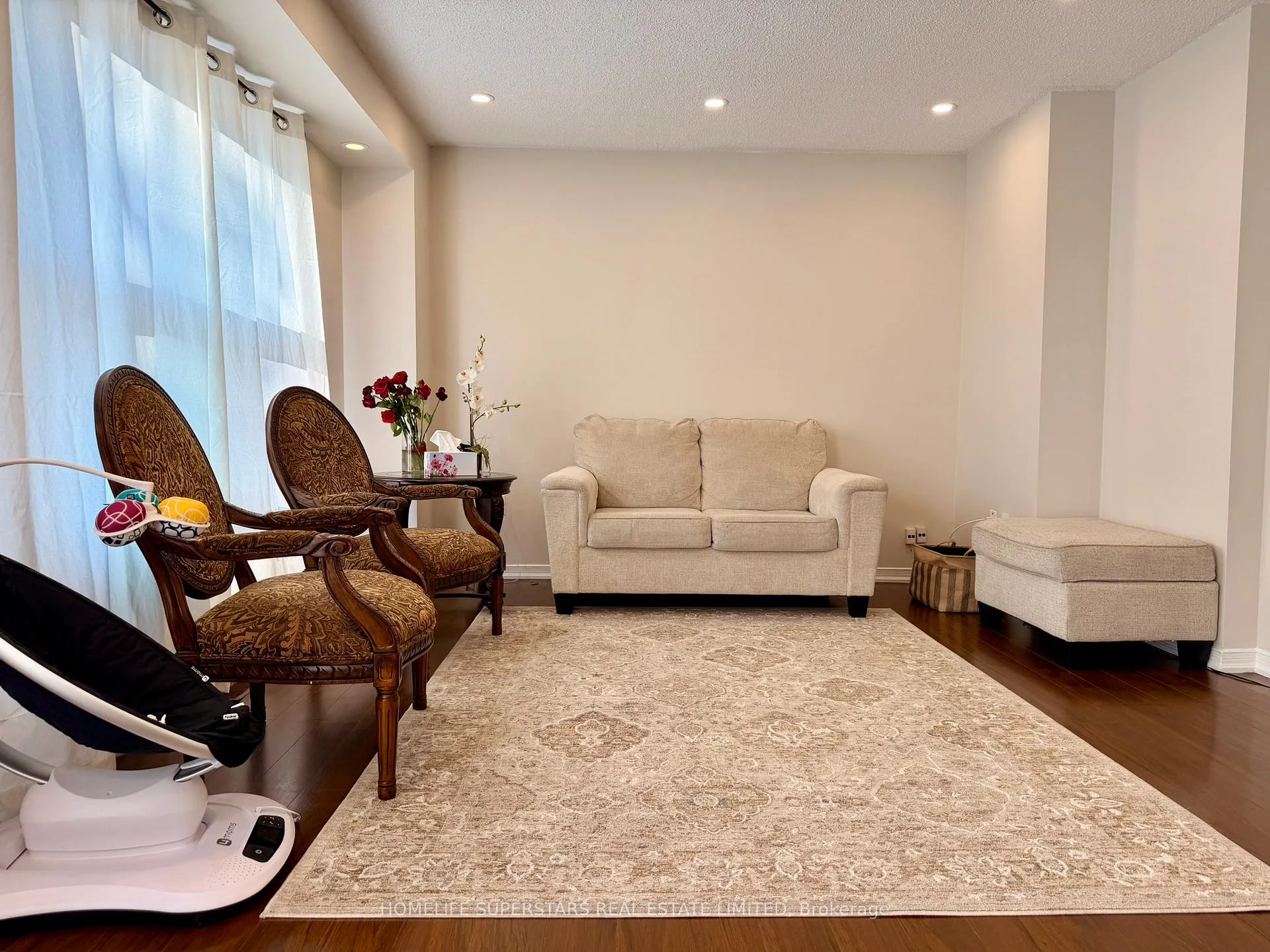 Photo 6 of 172 Rainforest Drive N, Brampton, Sandringham-Wellington — HOMEH