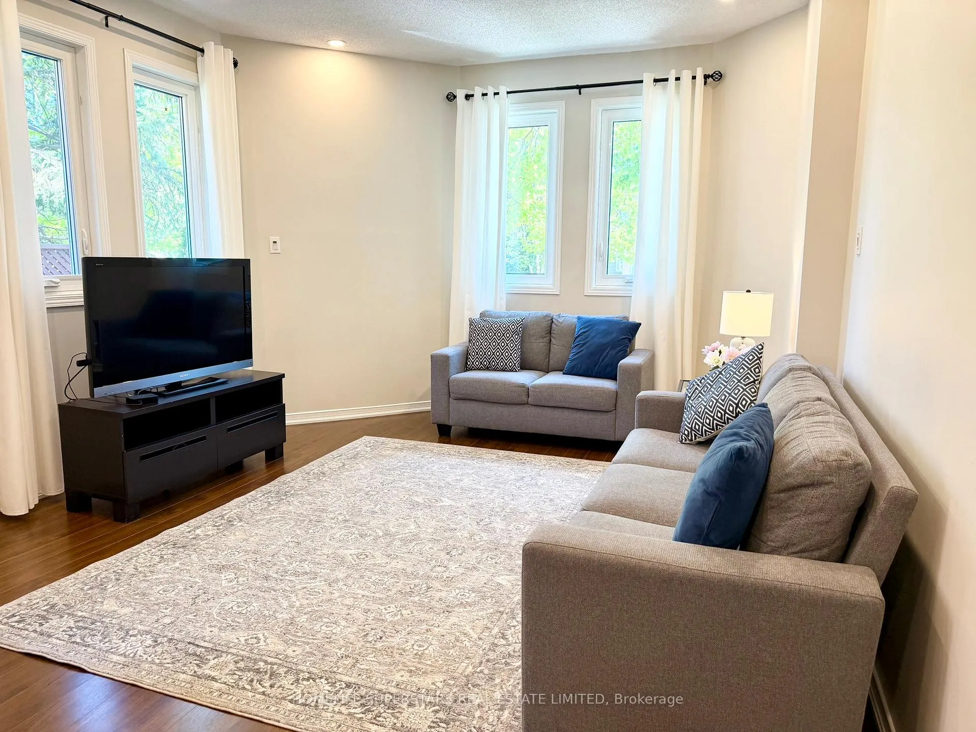 Photo 7 of 172 Rainforest Drive N, Brampton, Sandringham-Wellington — HOMEH