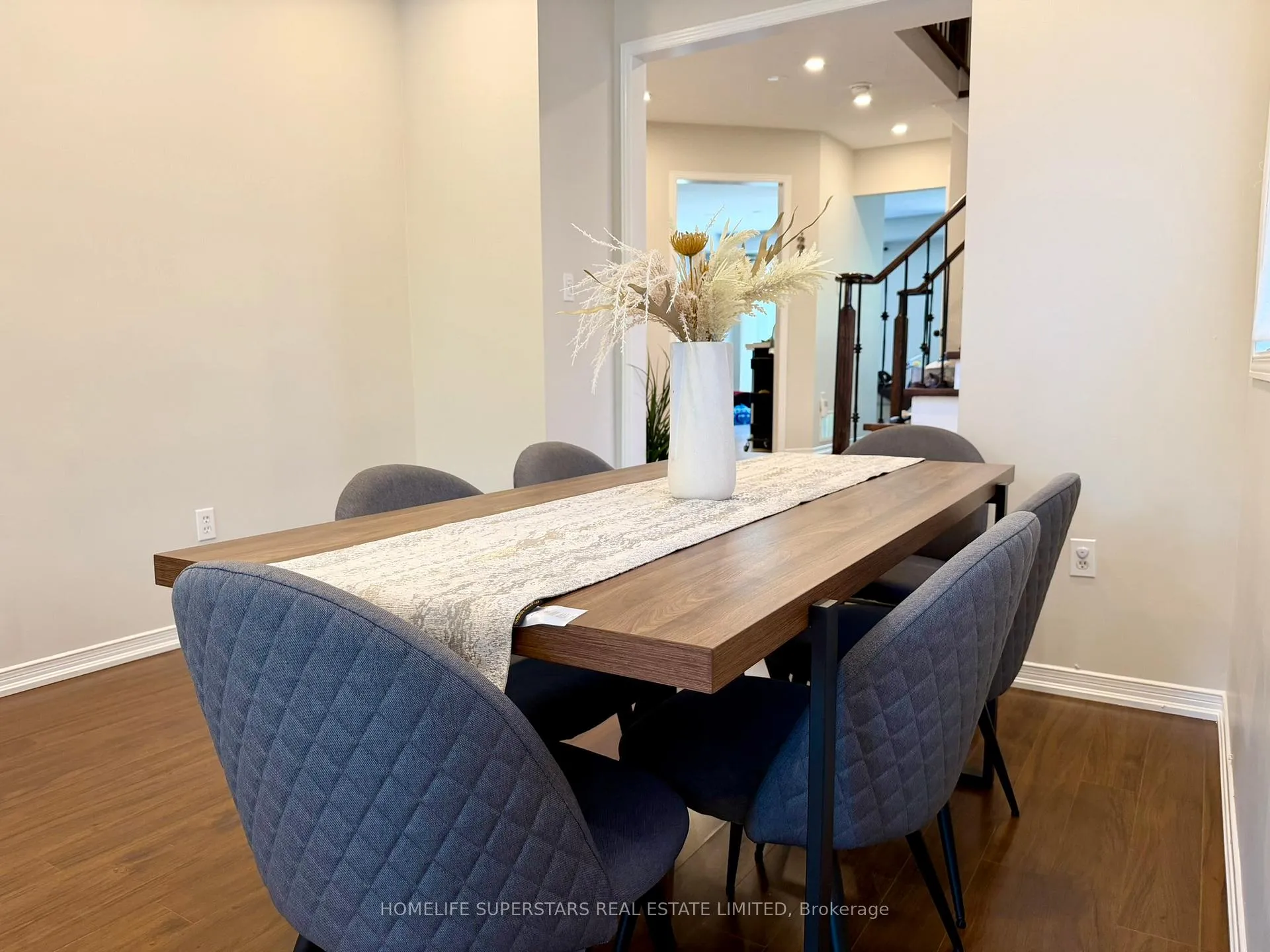 Photo 8 of 172 Rainforest Drive N, Brampton, Sandringham-Wellington — HOMEH