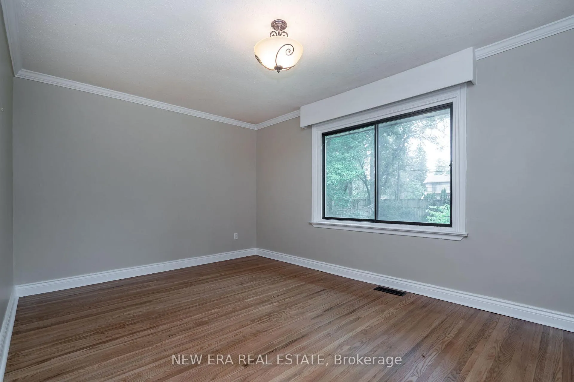 Photo 20 of 1553 Wembury Road, Mississauga, Lorne Park — HOMEH