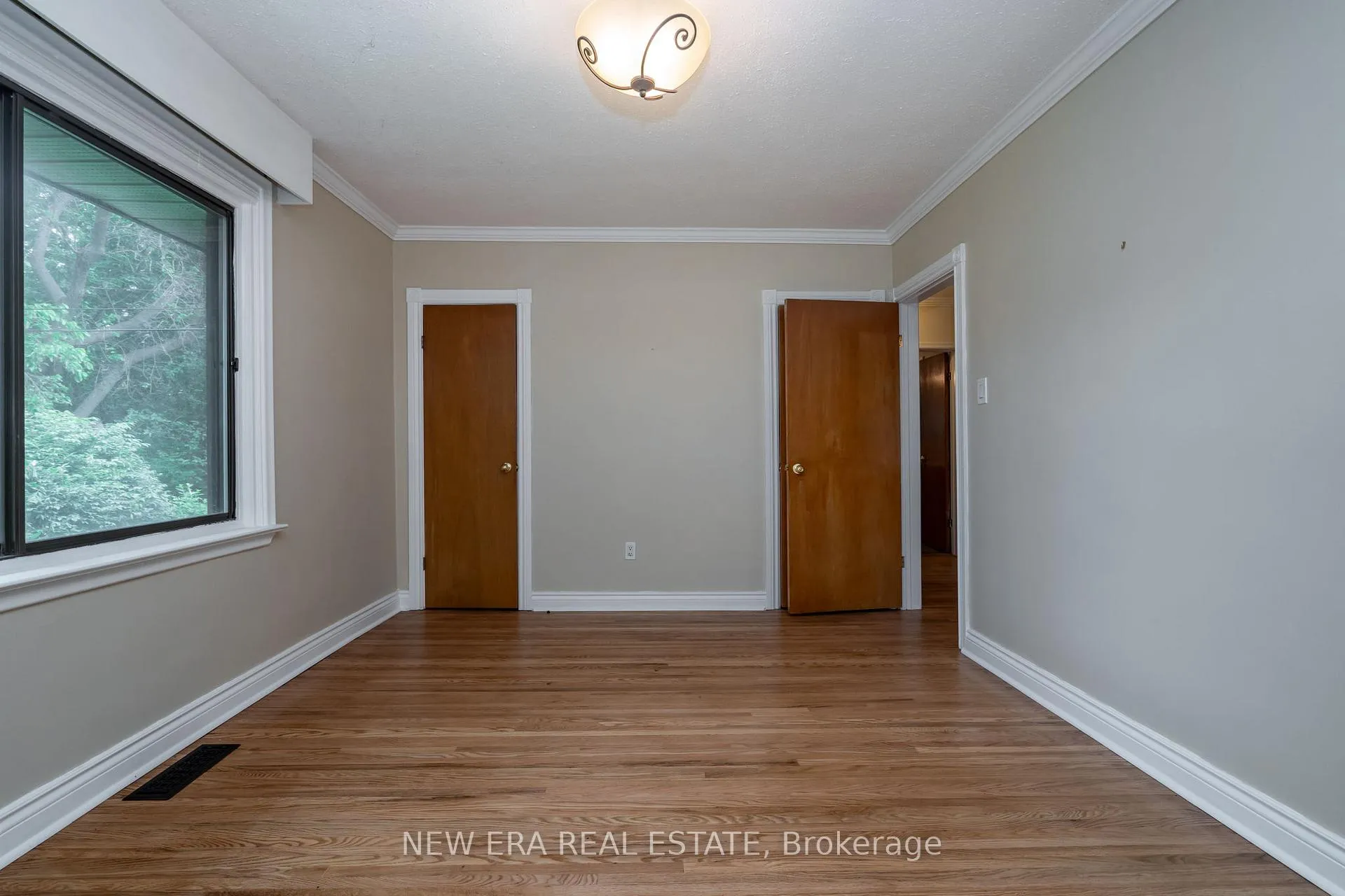 Photo 22 of 1553 Wembury Road, Mississauga, Lorne Park — HOMEH
