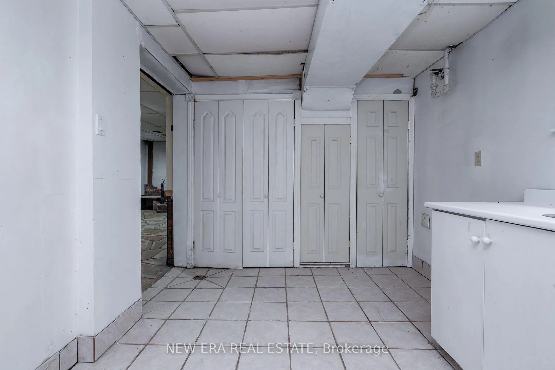 Photo 32 of 1553 Wembury Road, Mississauga, Lorne Park — HOMEH