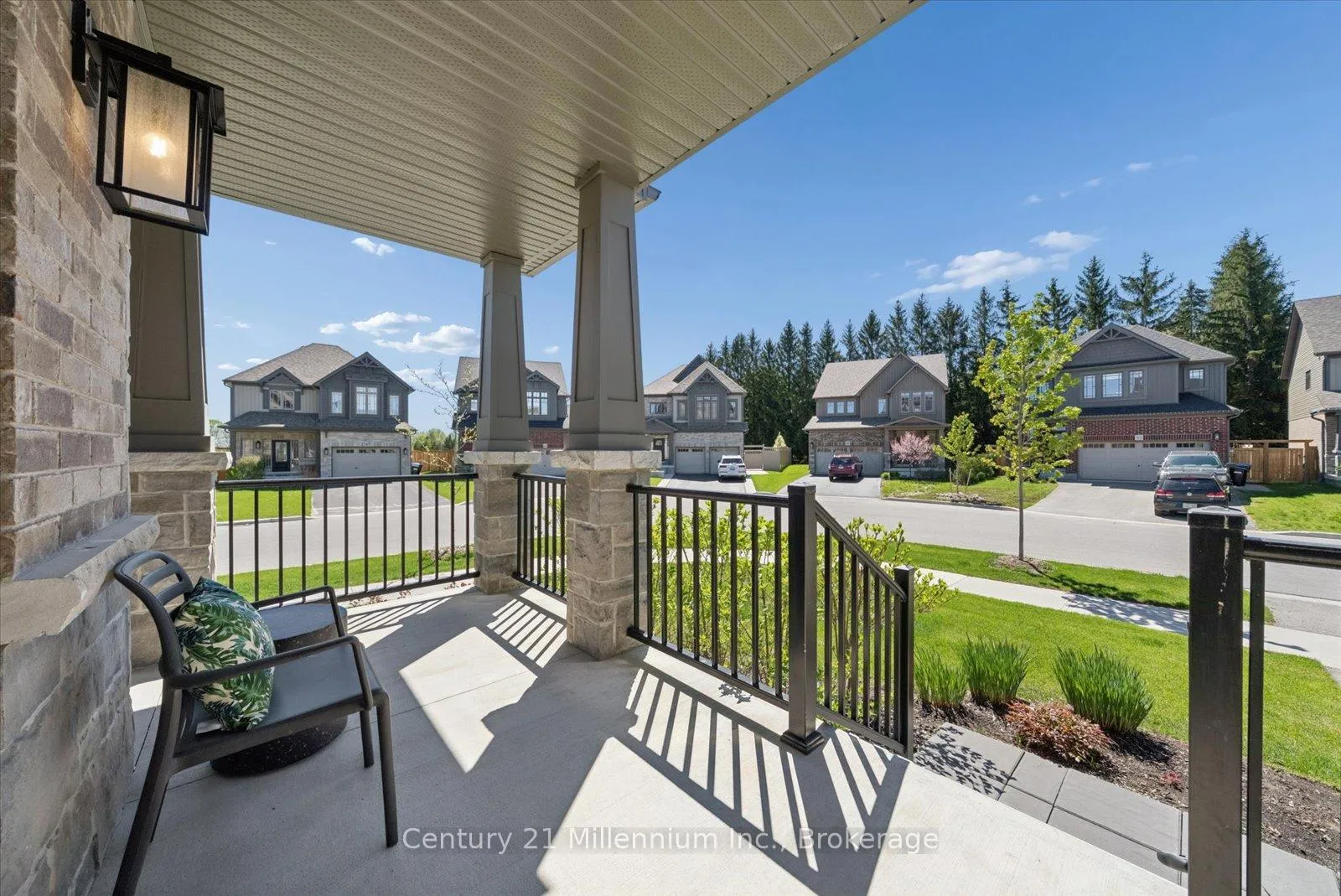 Photo 5 of 54 Maidens Crescent, Collingwood — HOMEH