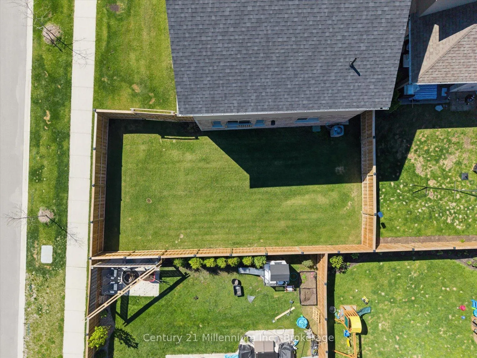 Photo 44 of 54 Maidens Crescent, Collingwood — HOMEH