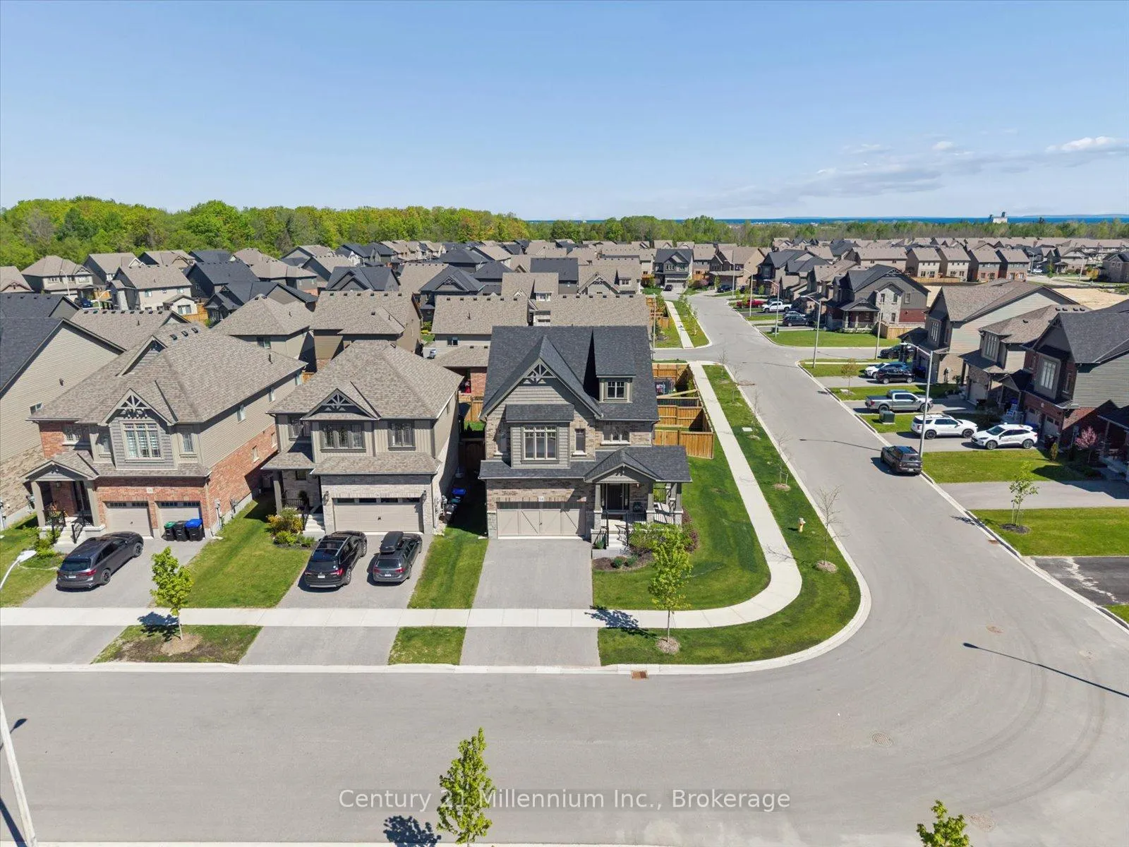 Photo 48 of 54 Maidens Crescent, Collingwood — HOMEH