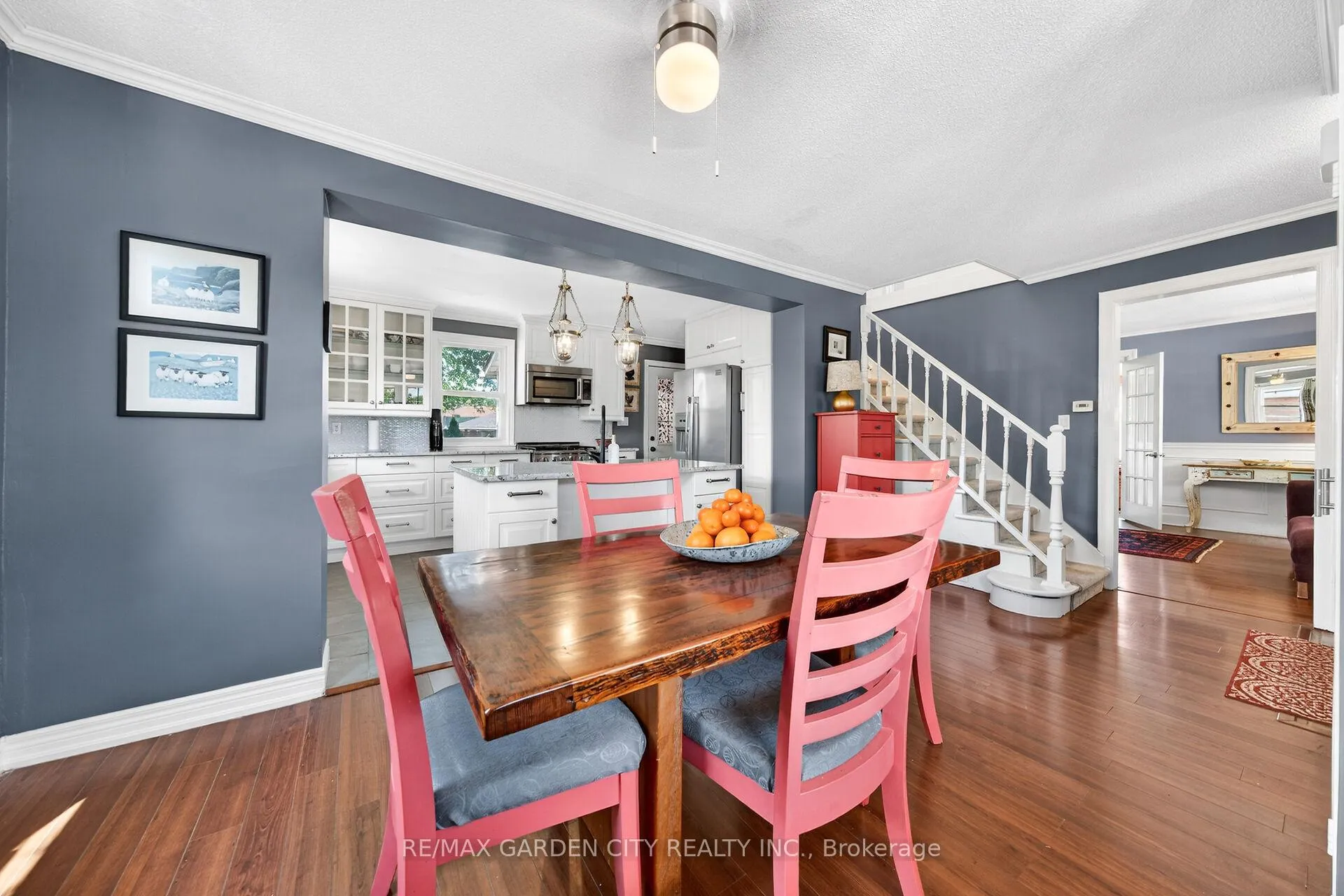Photo 7 of 439 Murray Street, Grimsby, Grimsby Beach — HOMEH