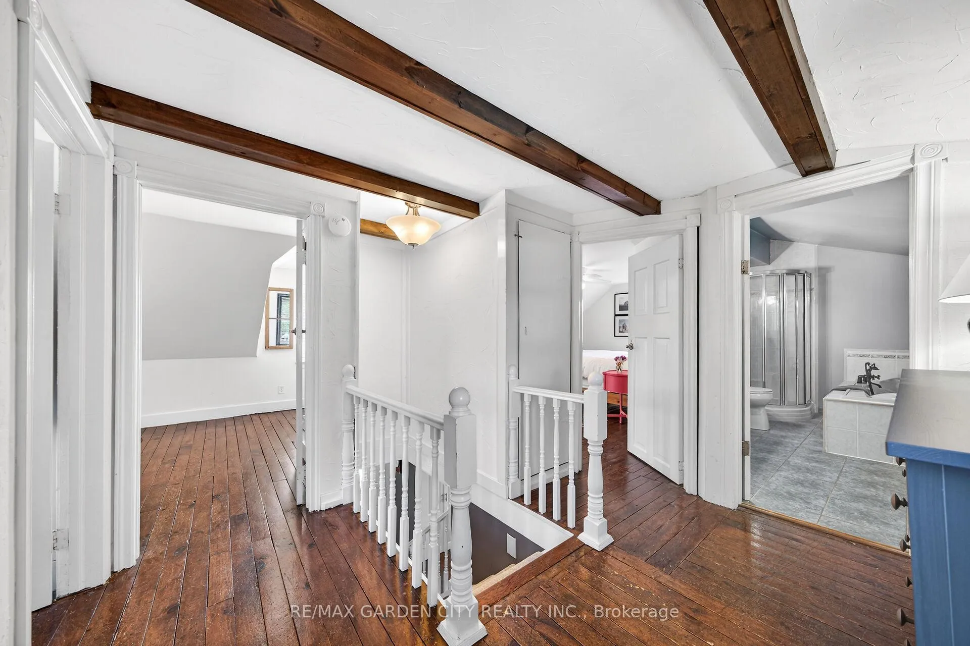 Photo 22 of 439 Murray Street, Grimsby, Grimsby Beach — HOMEH