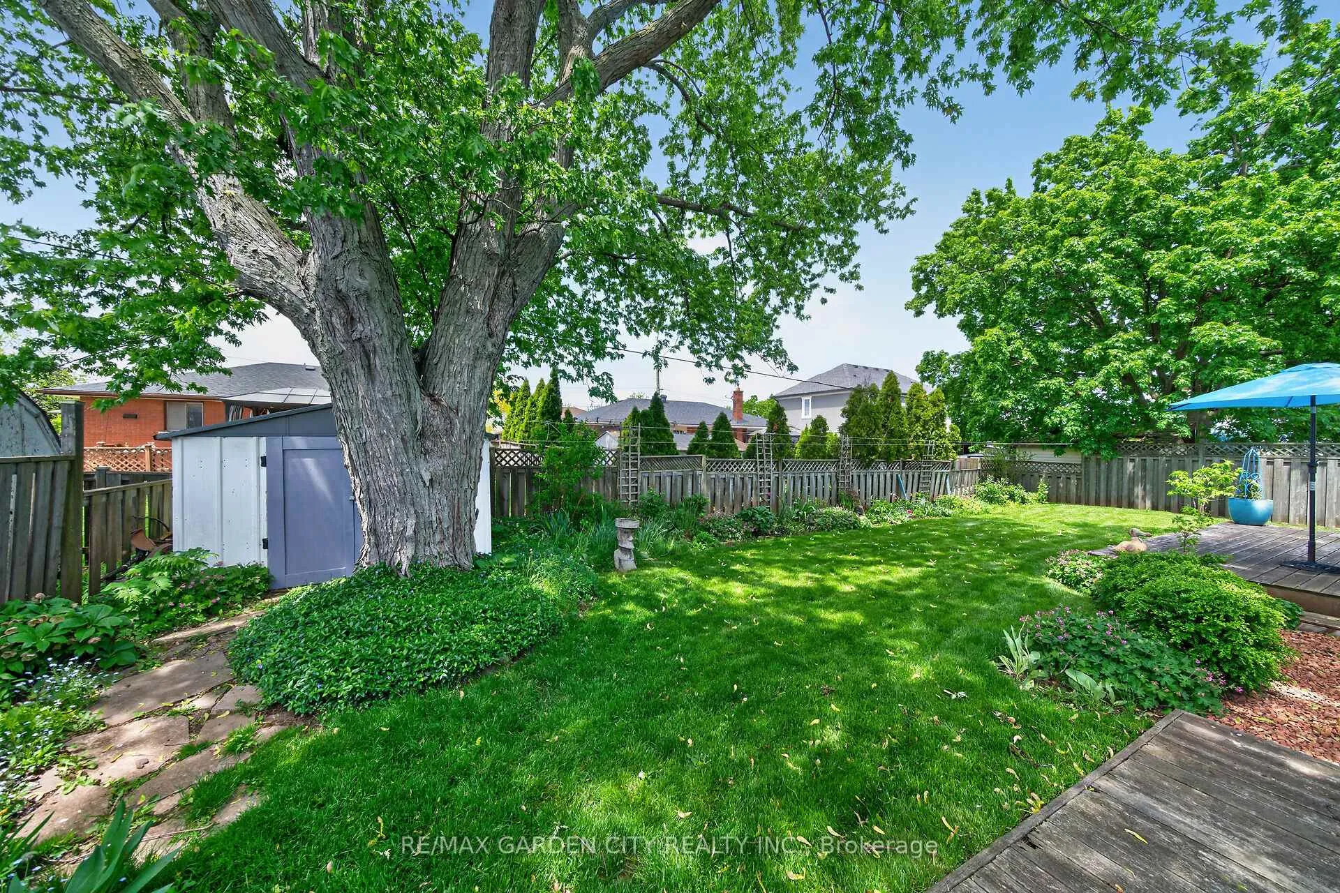 Photo 31 of 439 Murray Street, Grimsby, Grimsby Beach — HOMEH