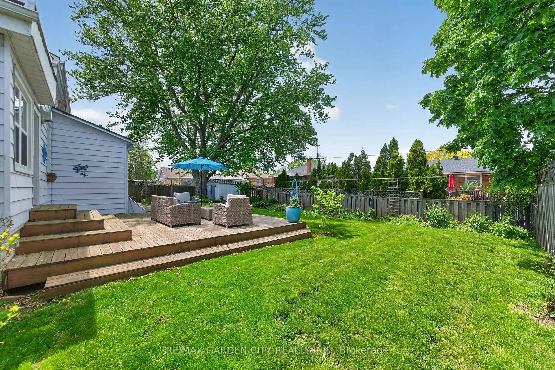 Photo 33 of 439 Murray Street, Grimsby, Grimsby Beach — HOMEH