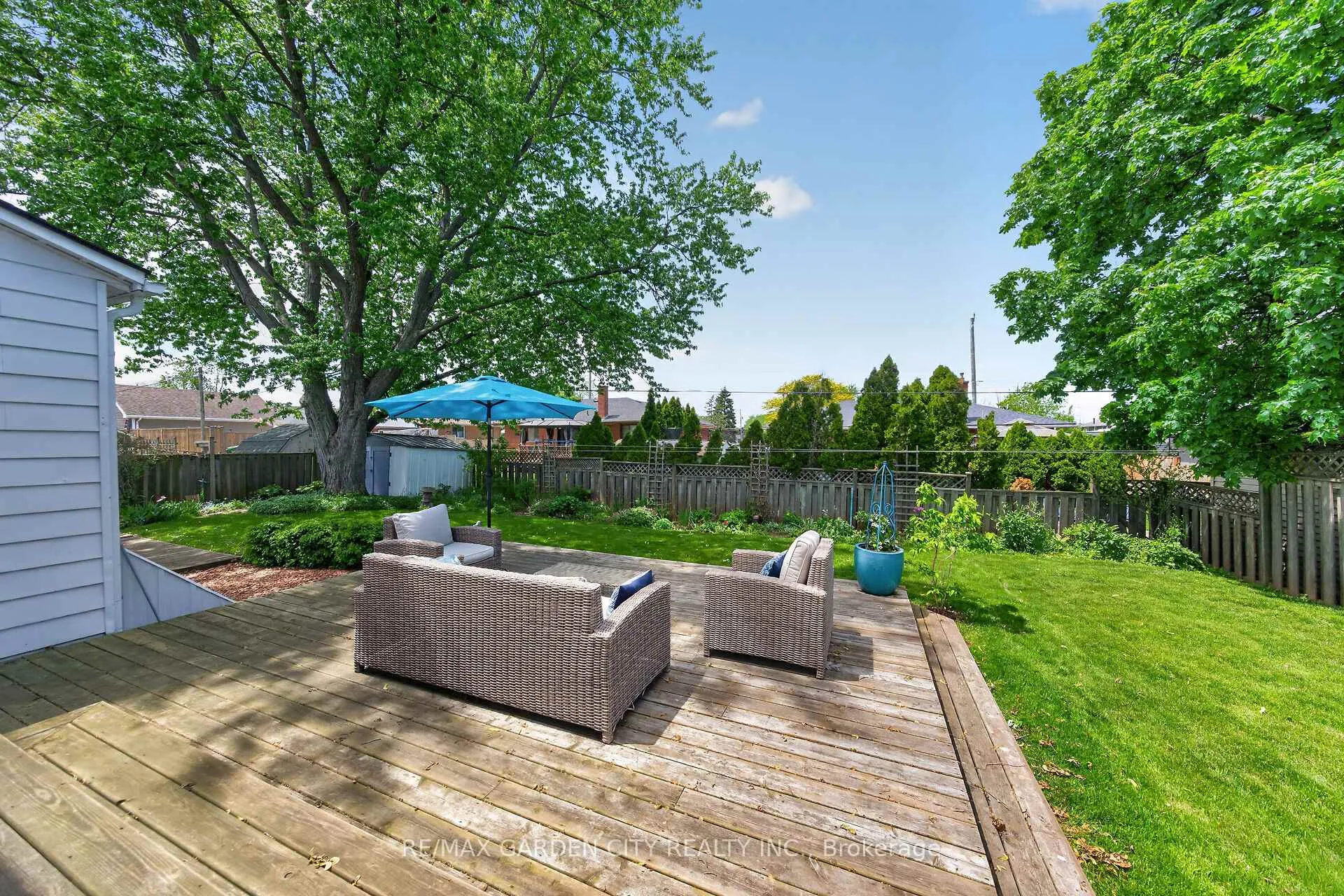Photo 35 of 439 Murray Street, Grimsby, Grimsby Beach — HOMEH