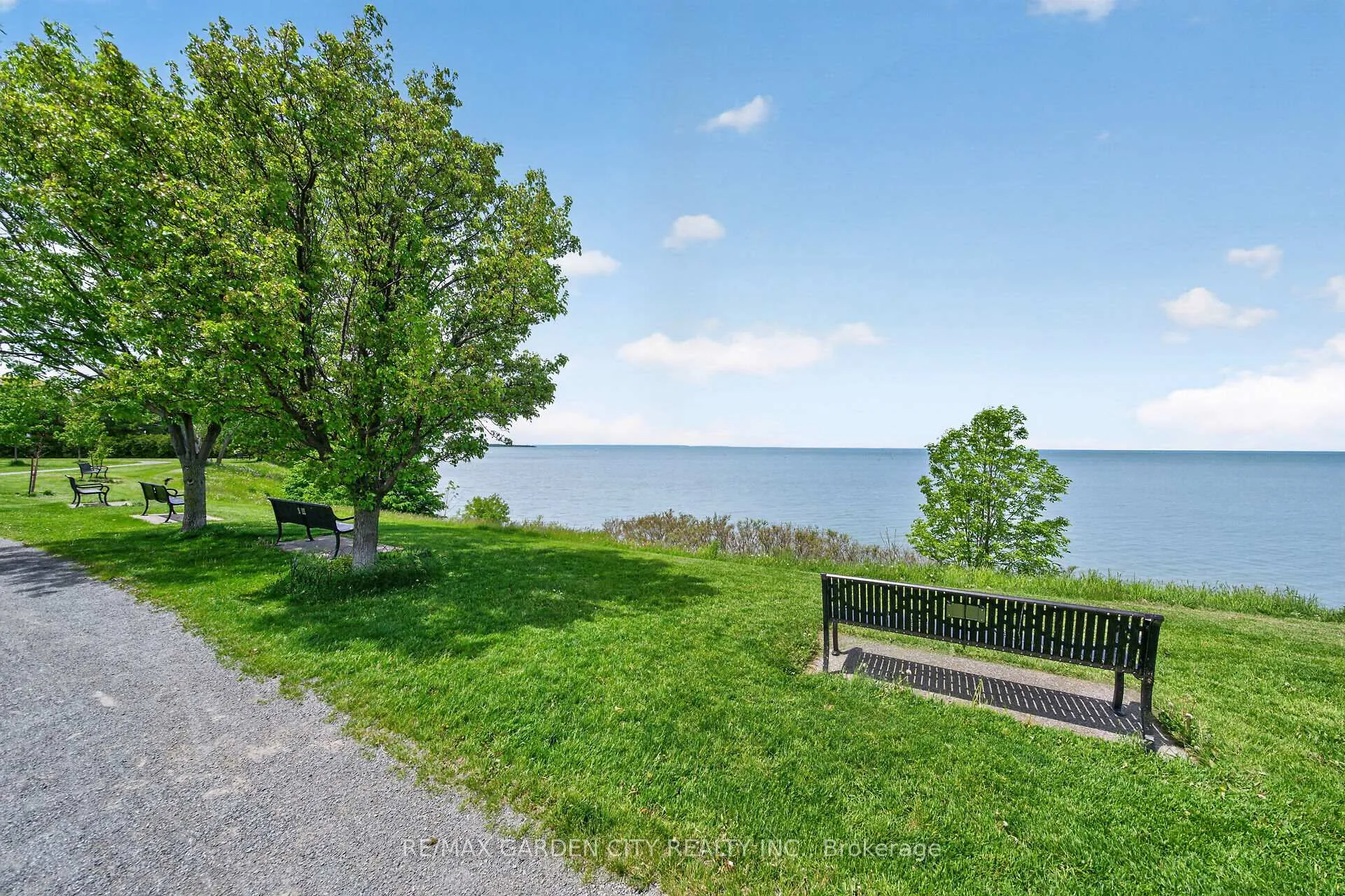 Photo 41 of 439 Murray Street, Grimsby, Grimsby Beach — HOMEH