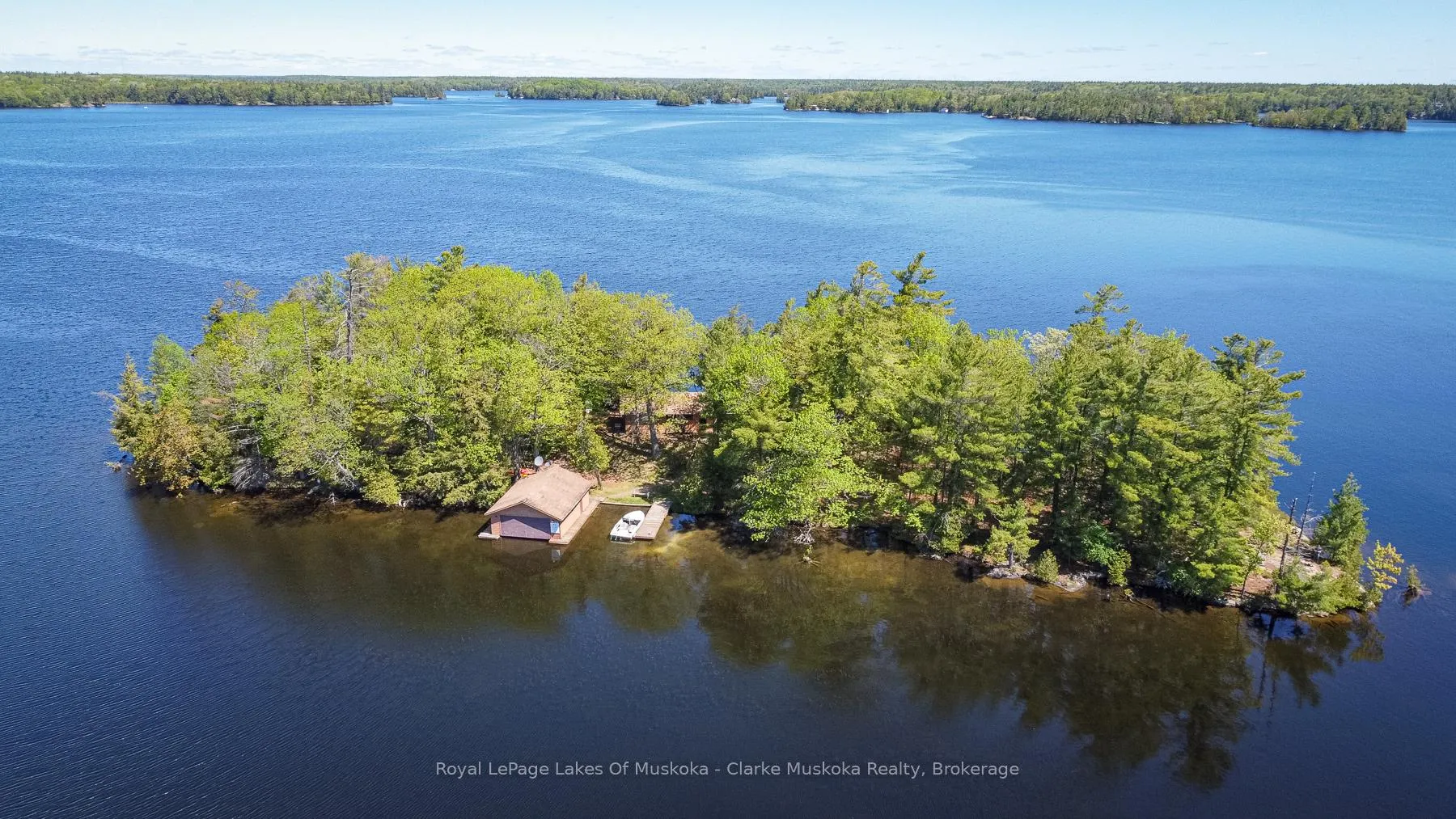 Front of 2 Is 220 Severn River Island
