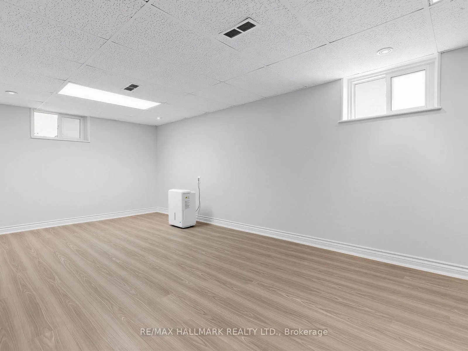 Photo 7 of Unit Bsmnt, 67 Trinnell Boulevard, Scarborough, Clairlea-Birchmount — HOMEH