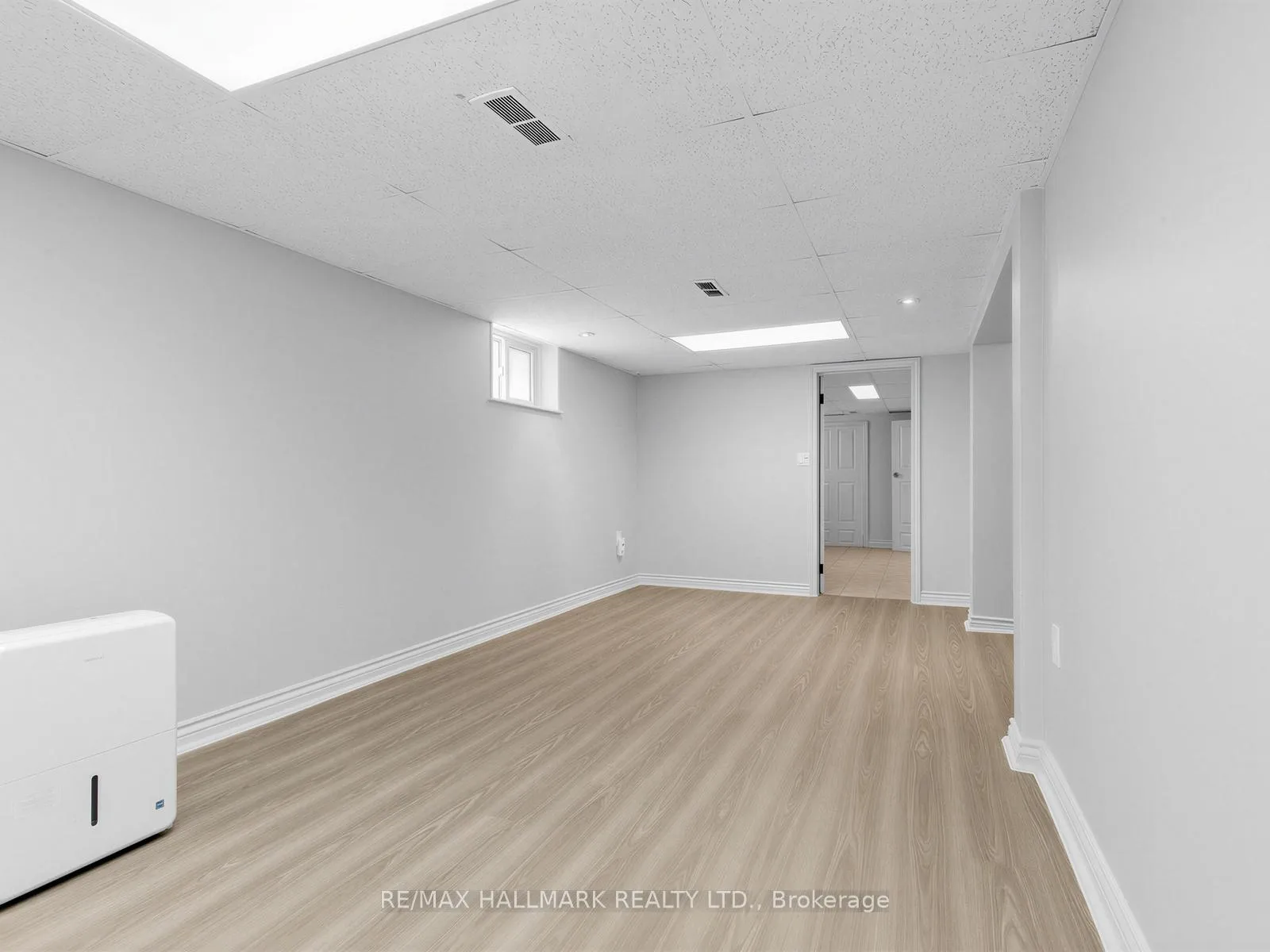 Photo 10 of Unit Bsmnt, 67 Trinnell Boulevard, Scarborough, Clairlea-Birchmount — HOMEH