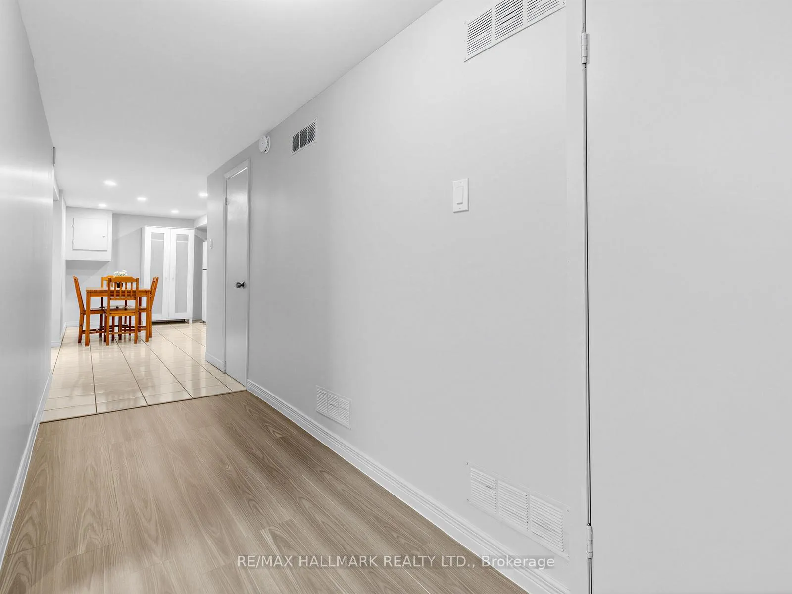 Photo 11 of Unit Bsmnt, 67 Trinnell Boulevard, Scarborough, Clairlea-Birchmount — HOMEH