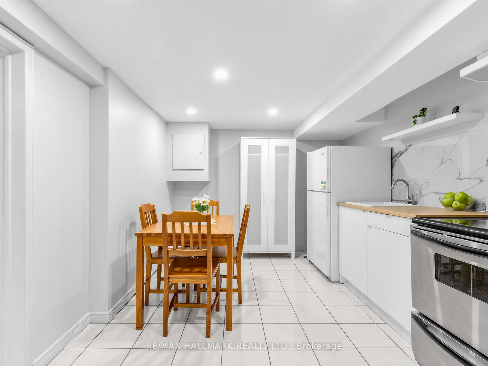 Photo 16 of Unit Bsmnt, 67 Trinnell Boulevard, Scarborough, Clairlea-Birchmount — HOMEH