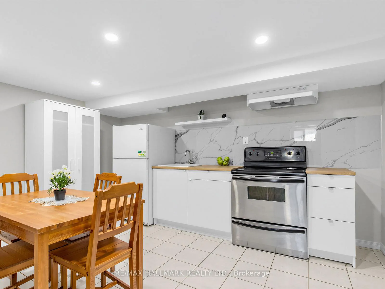 Photo 17 of Unit Bsmnt, 67 Trinnell Boulevard, Scarborough, Clairlea-Birchmount — HOMEH