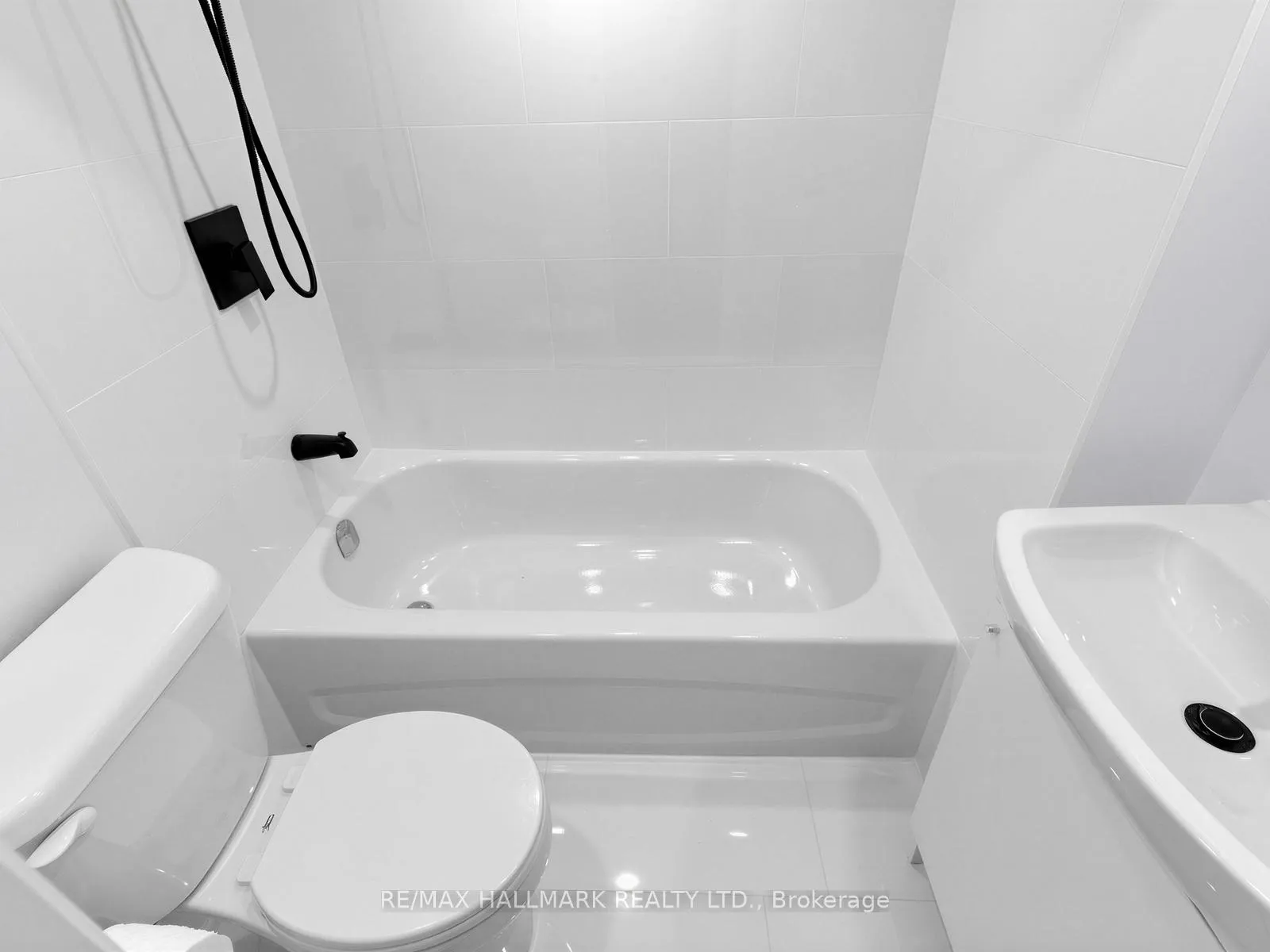 Photo 18 of Unit Bsmnt, 67 Trinnell Boulevard, Scarborough, Clairlea-Birchmount — HOMEH