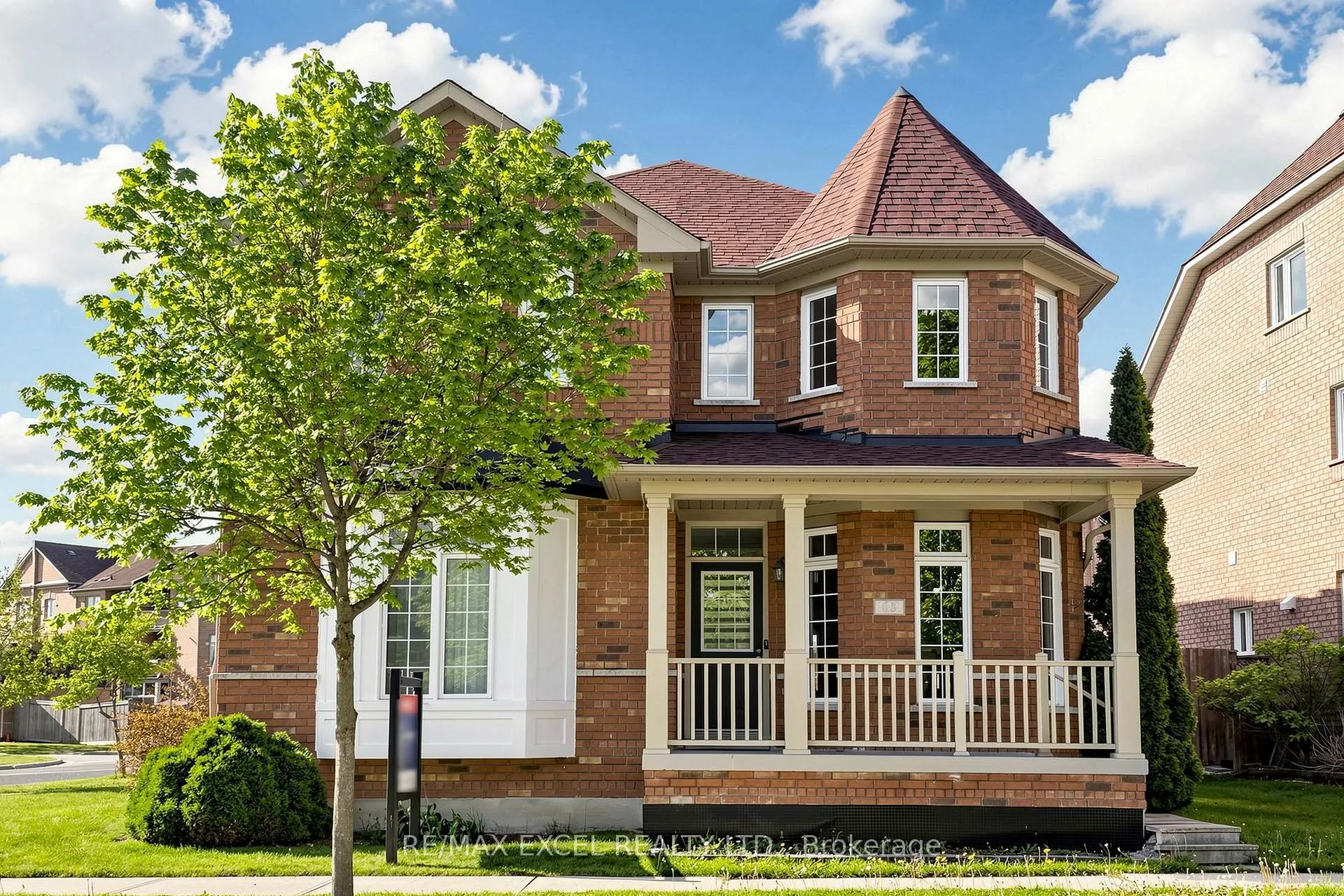 Photo 1 of 63 Rainbow Valley Crescent, Markham, Greensborough — HOMEH