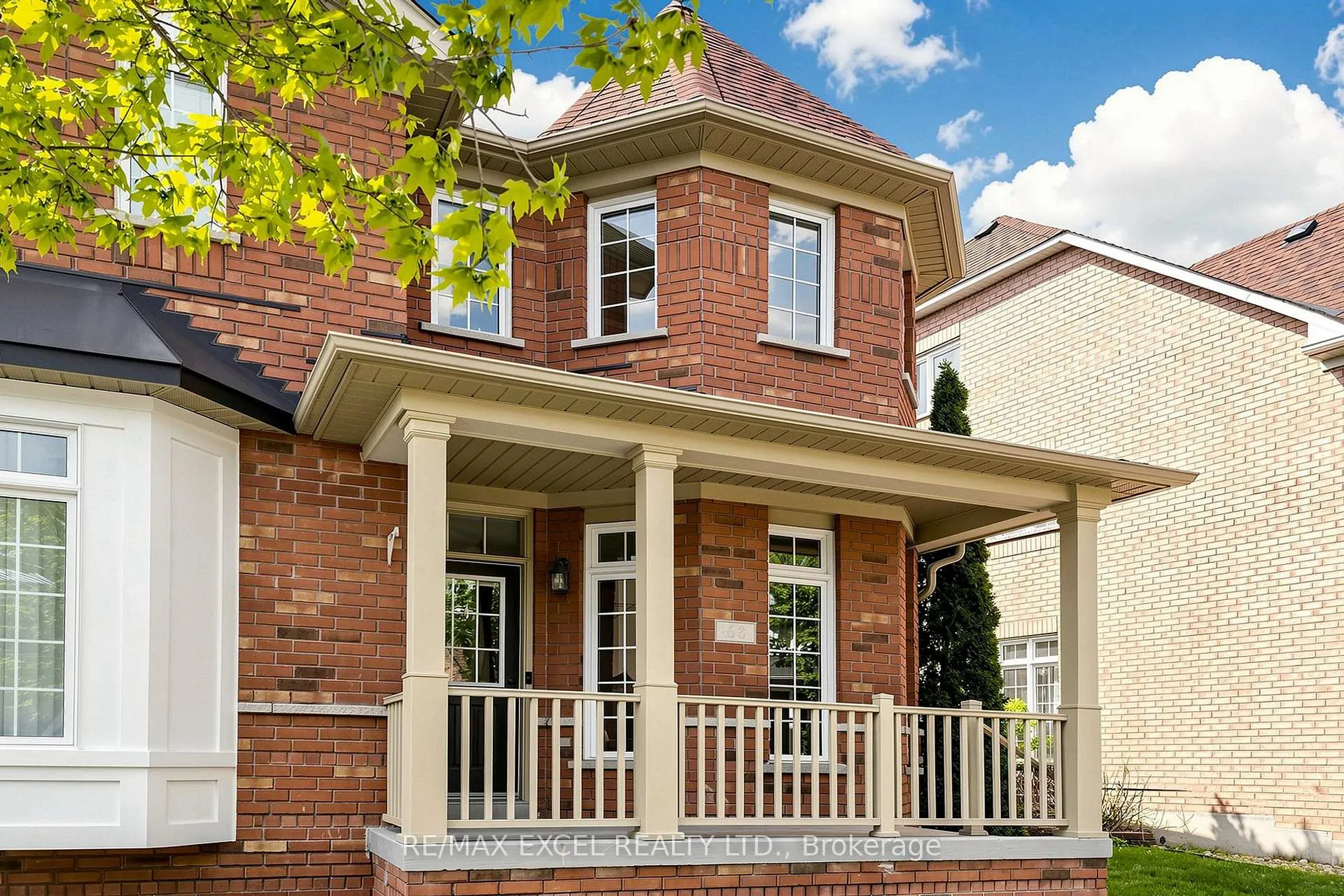 Photo 4 of 63 Rainbow Valley Crescent, Markham, Greensborough — HOMEH