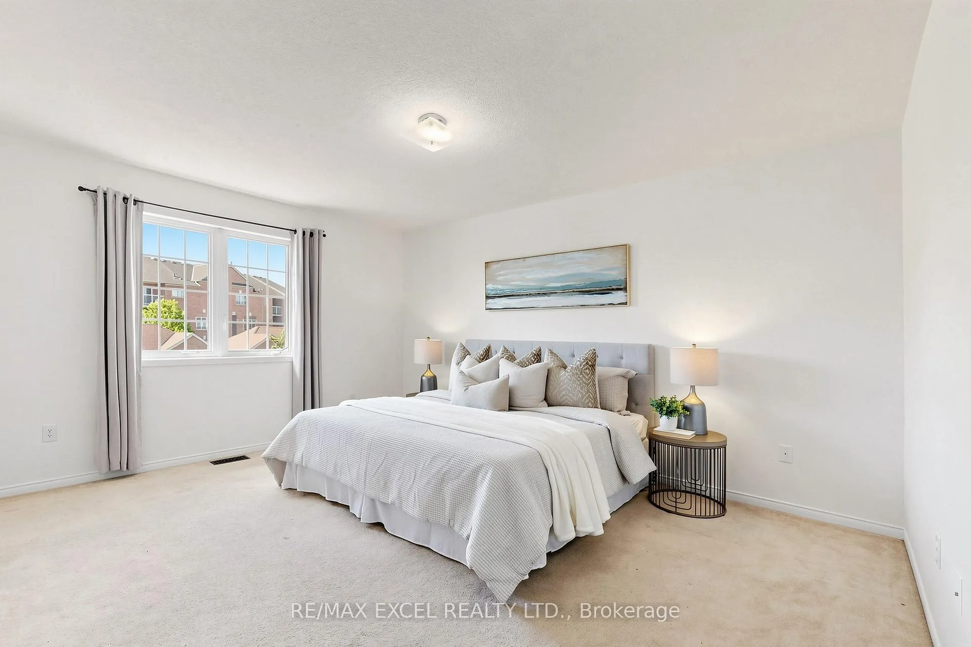Photo 25 of 63 Rainbow Valley Crescent, Markham, Greensborough — HOMEH
