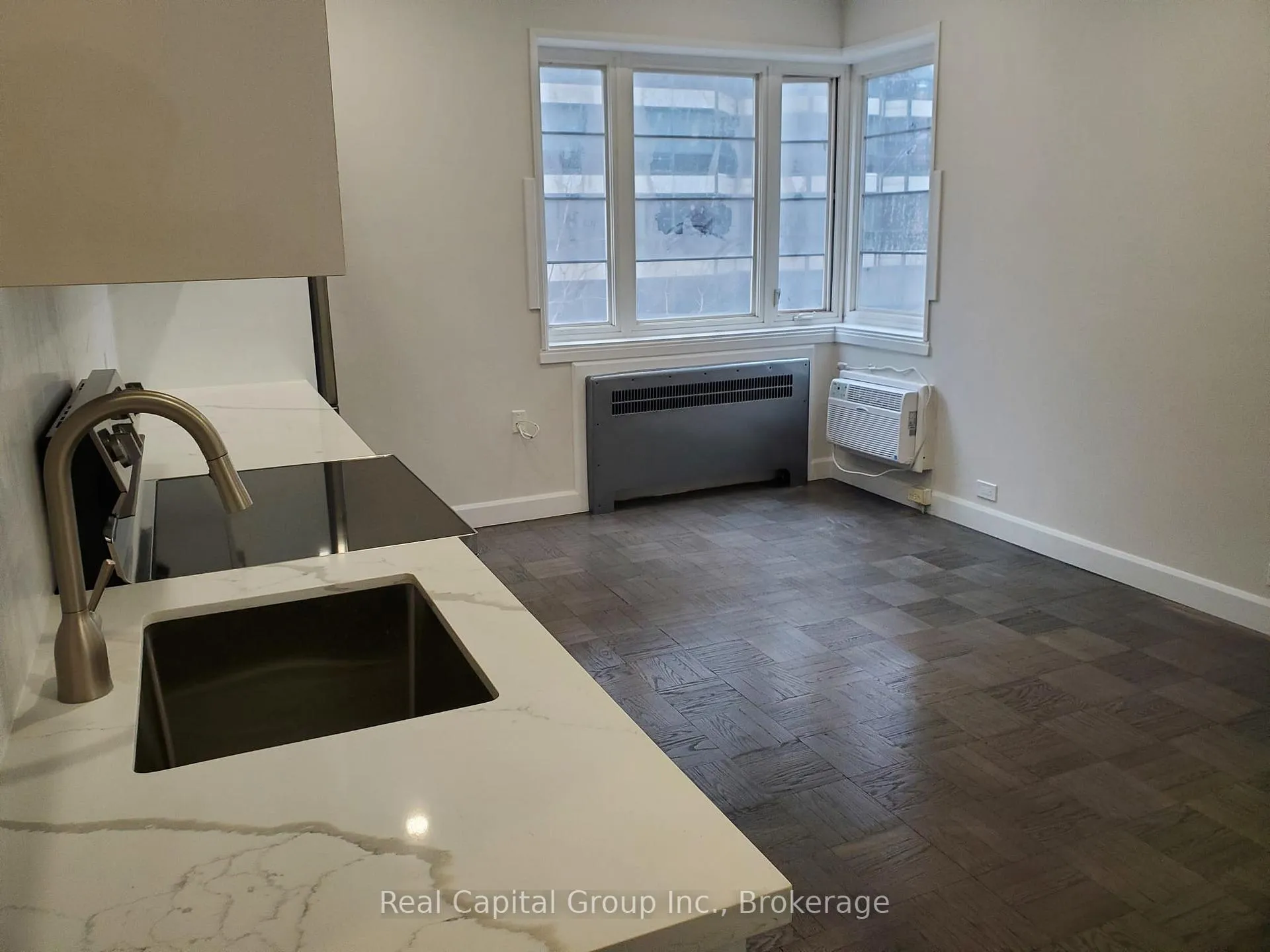 Photo 2 of Unit 401, 26 St Joseph Street, Toronto, Bay Street Corridor — HOMEH