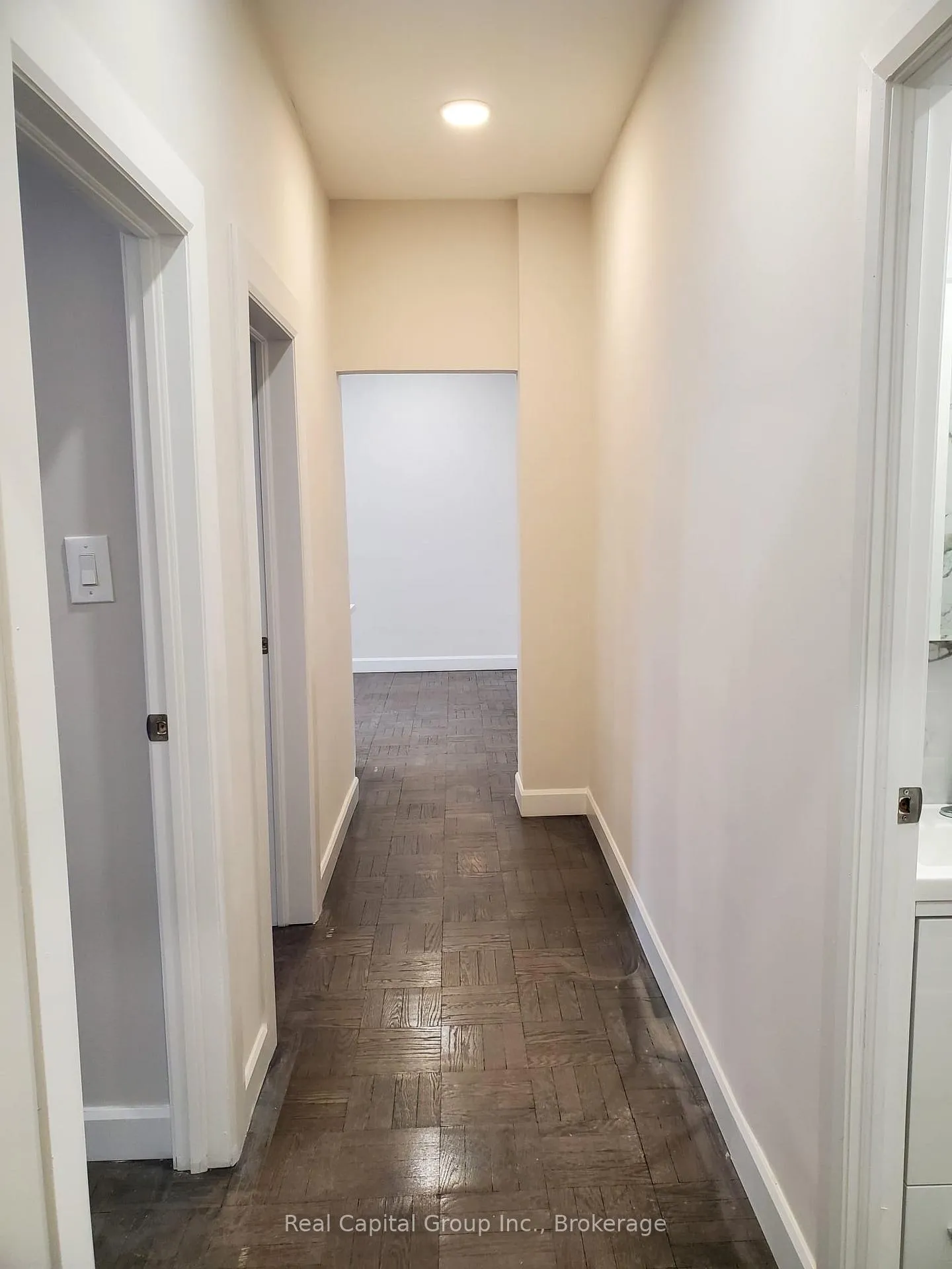 Photo 10 of Unit 401, 26 St Joseph Street, Toronto, Bay Street Corridor — HOMEH