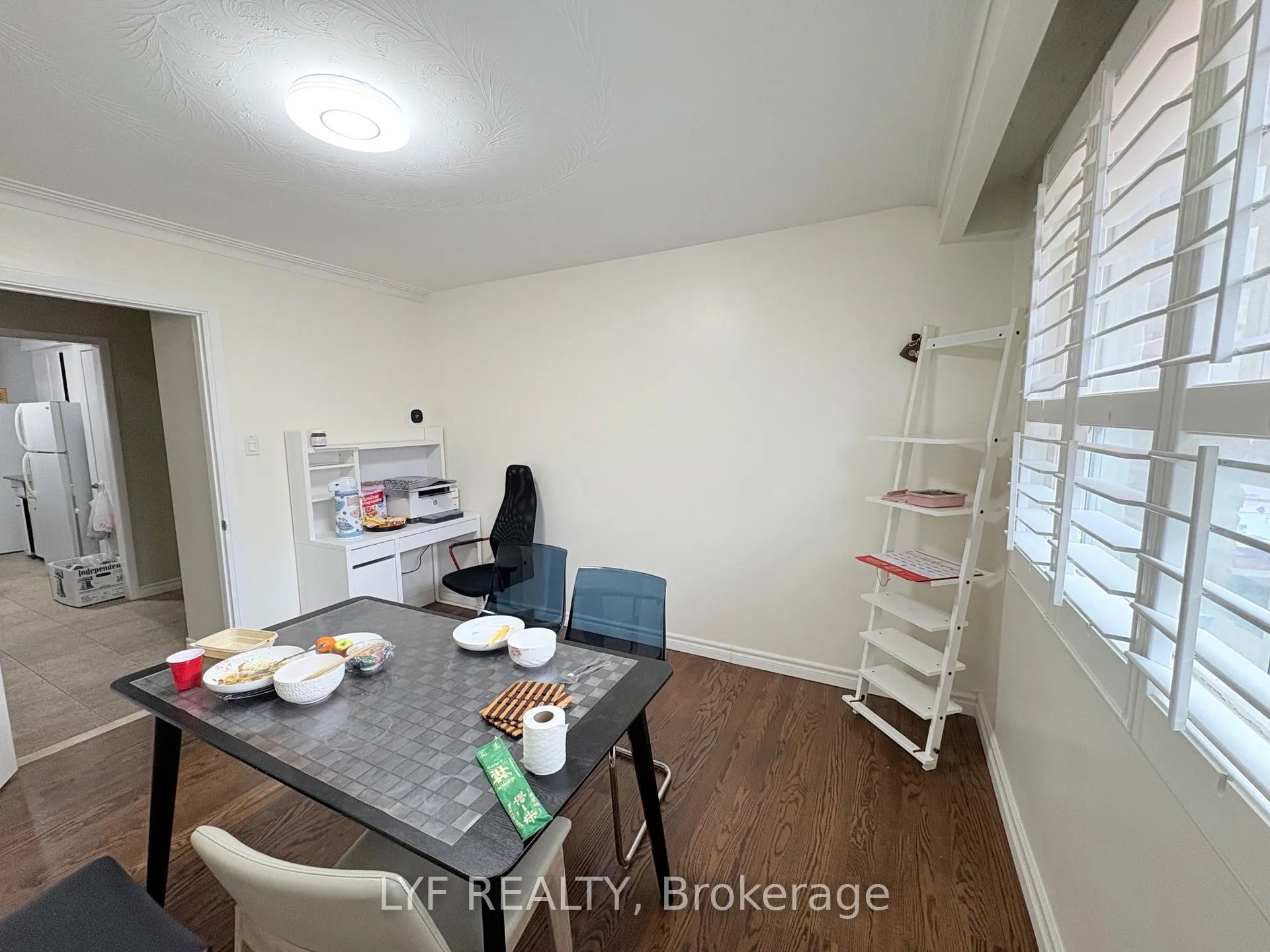 Photo 8 of Unit Main A, 31 Markhaven Road, Markham, Unionville — HOMEH