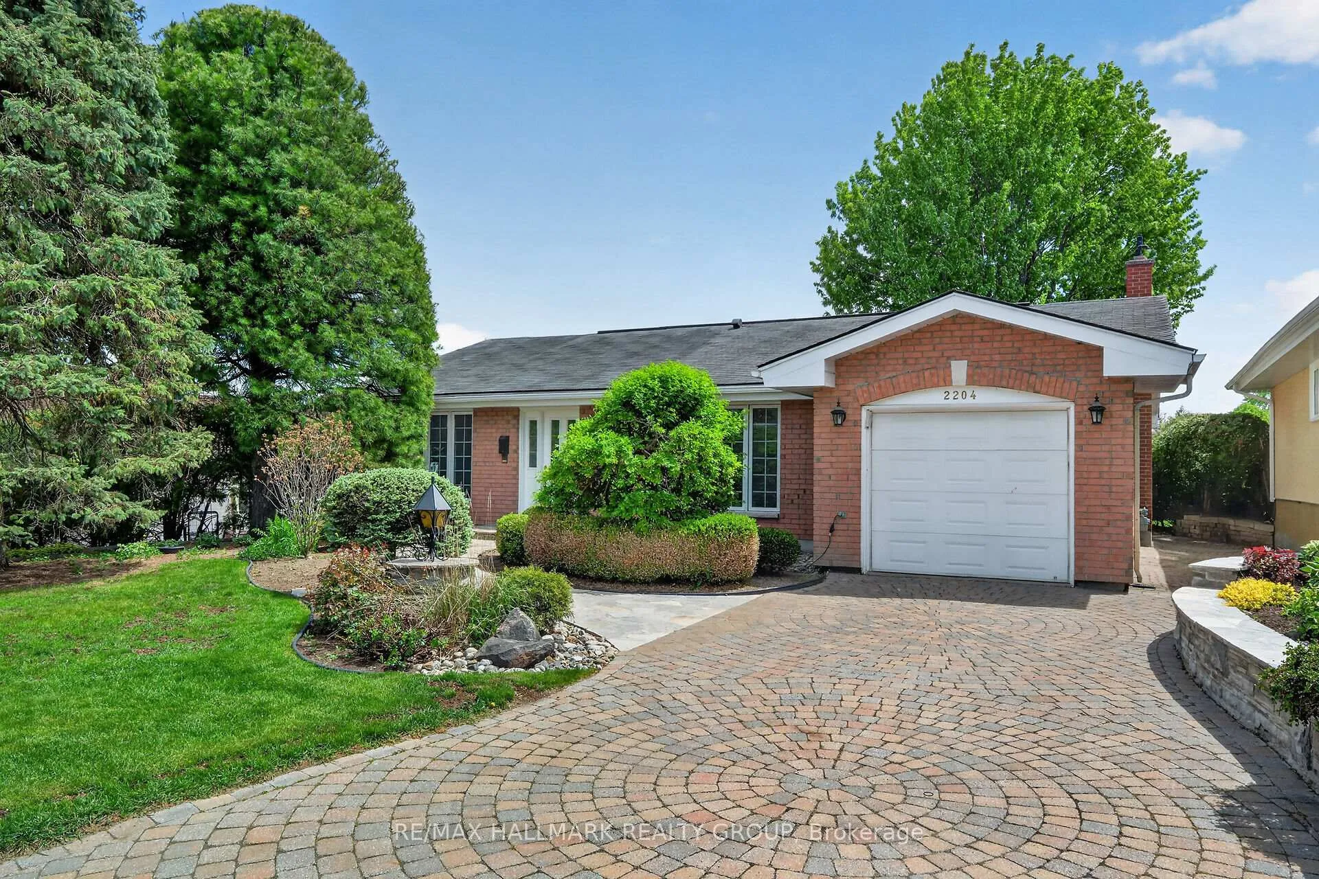 Photo 1 of 2204 Hamelin Crescent, Ottawa, Beacon Hill North — HOMEH