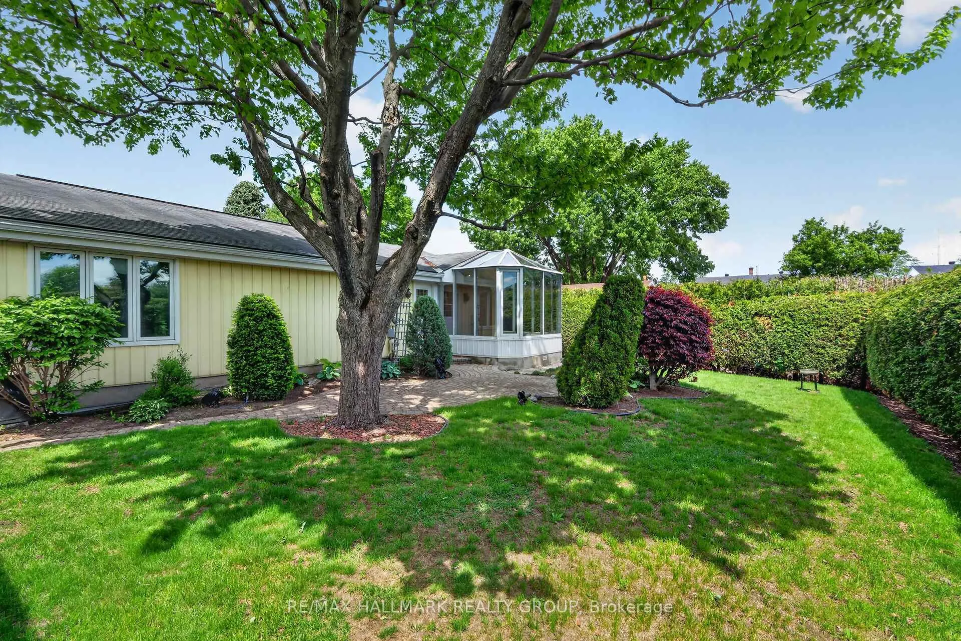 Photo 43 of 2204 Hamelin Crescent, Ottawa, Beacon Hill North — HOMEH