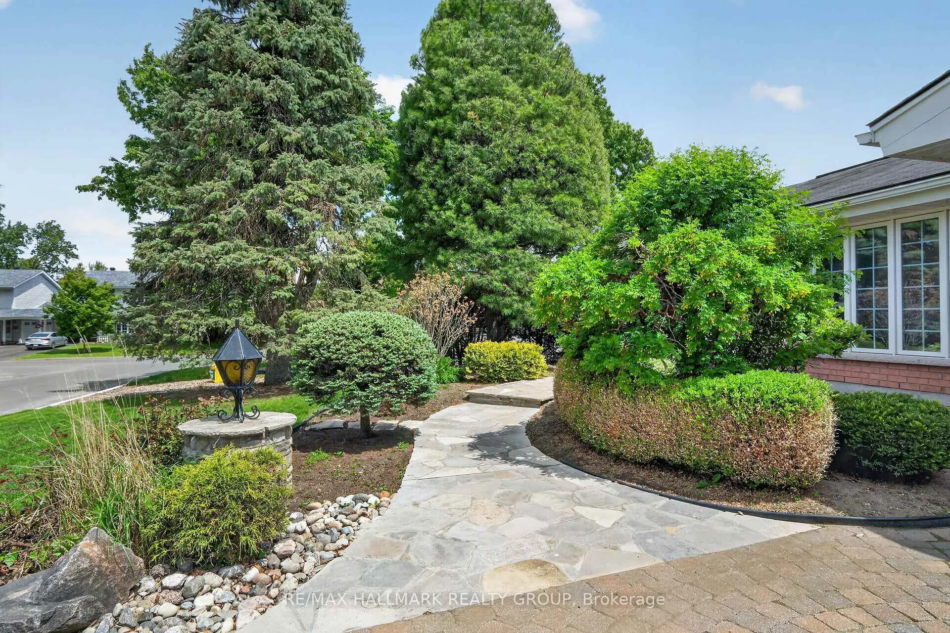 Photo 48 of 2204 Hamelin Crescent, Ottawa, Beacon Hill North — HOMEH