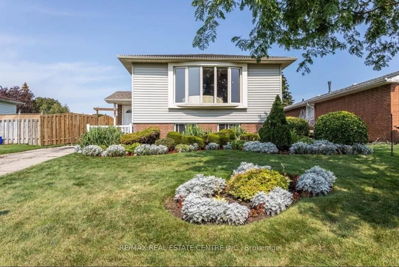 Photo 1 of Unit Upper, 87 Locheed Drive, Hamilton, Lisgar — HOMEH