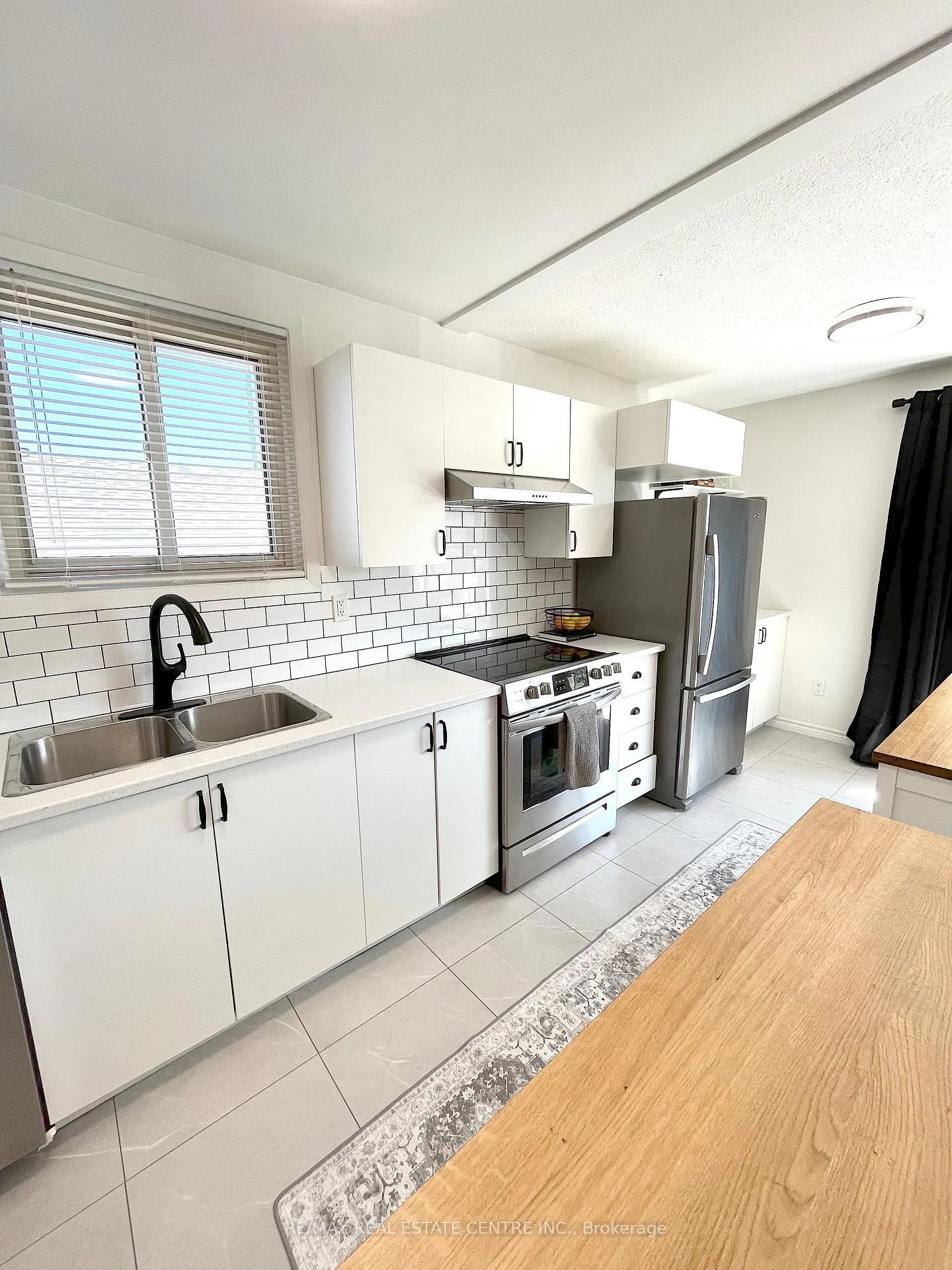 Photo 3 of Unit Upper, 87 Locheed Drive, Hamilton, Lisgar — HOMEH