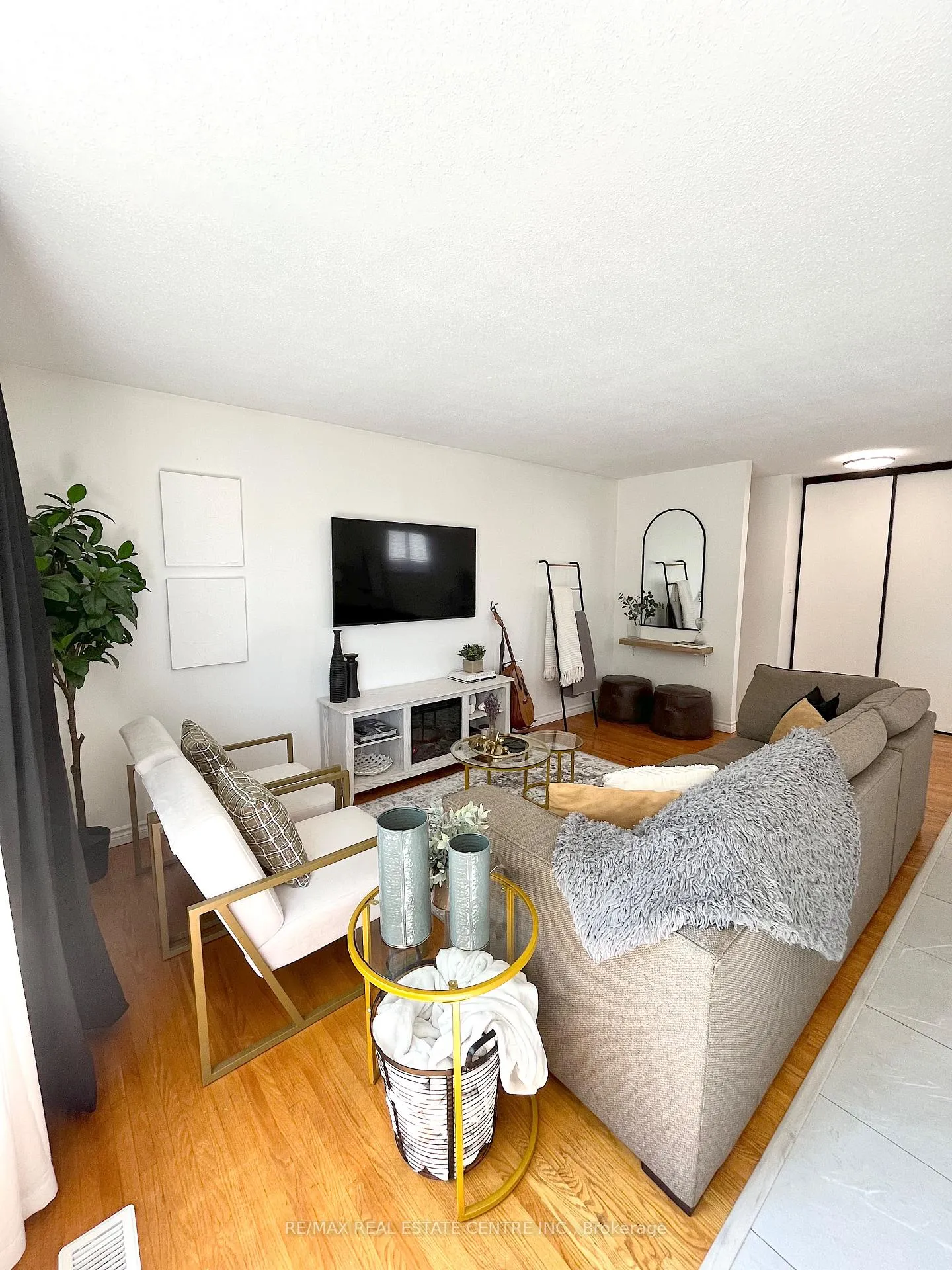 Photo 31 of Unit Upper, 87 Locheed Drive, Hamilton, Lisgar — HOMEH