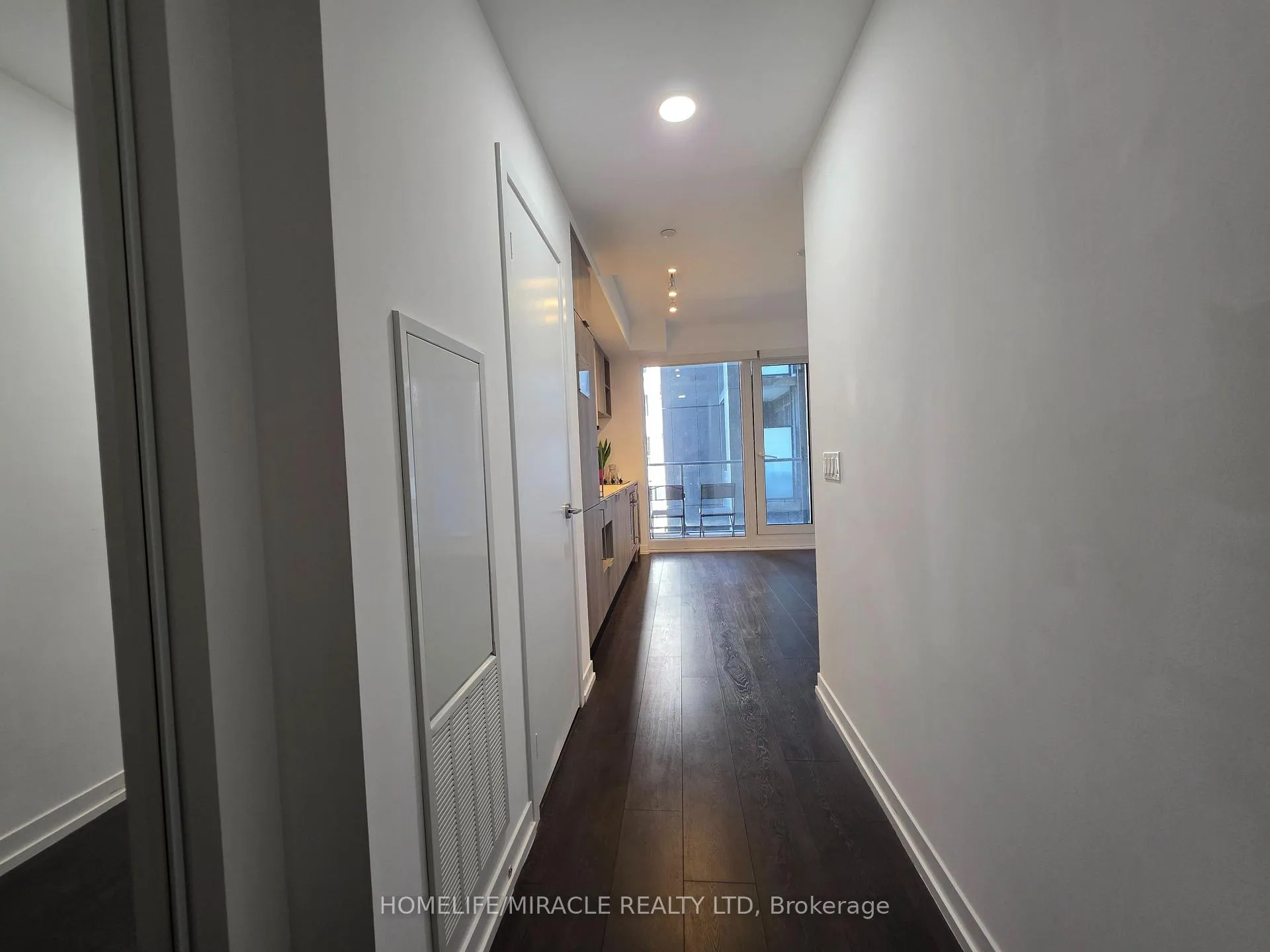 Photo 2 of Unit 341, 2020 Bathurst Street, Toronto, Humewood-Cedarvale — HOMEH