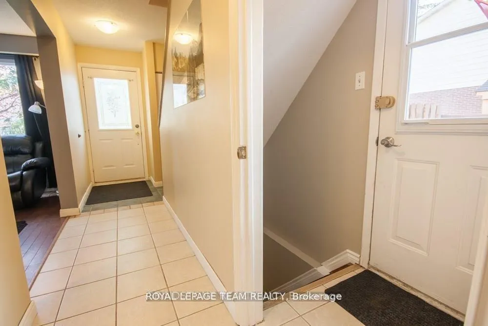 Photo 2 of 183 McElroy Drive, Ottawa, Kanata - Glencairn/Hazeldean — HOMEH