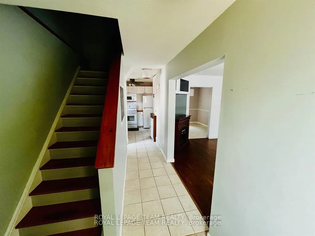 Photo 3 of 183 McElroy Drive, Ottawa, Kanata - Glencairn/Hazeldean — HOMEH