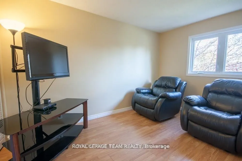 Photo 5 of 183 McElroy Drive, Ottawa, Kanata - Glencairn/Hazeldean — HOMEH