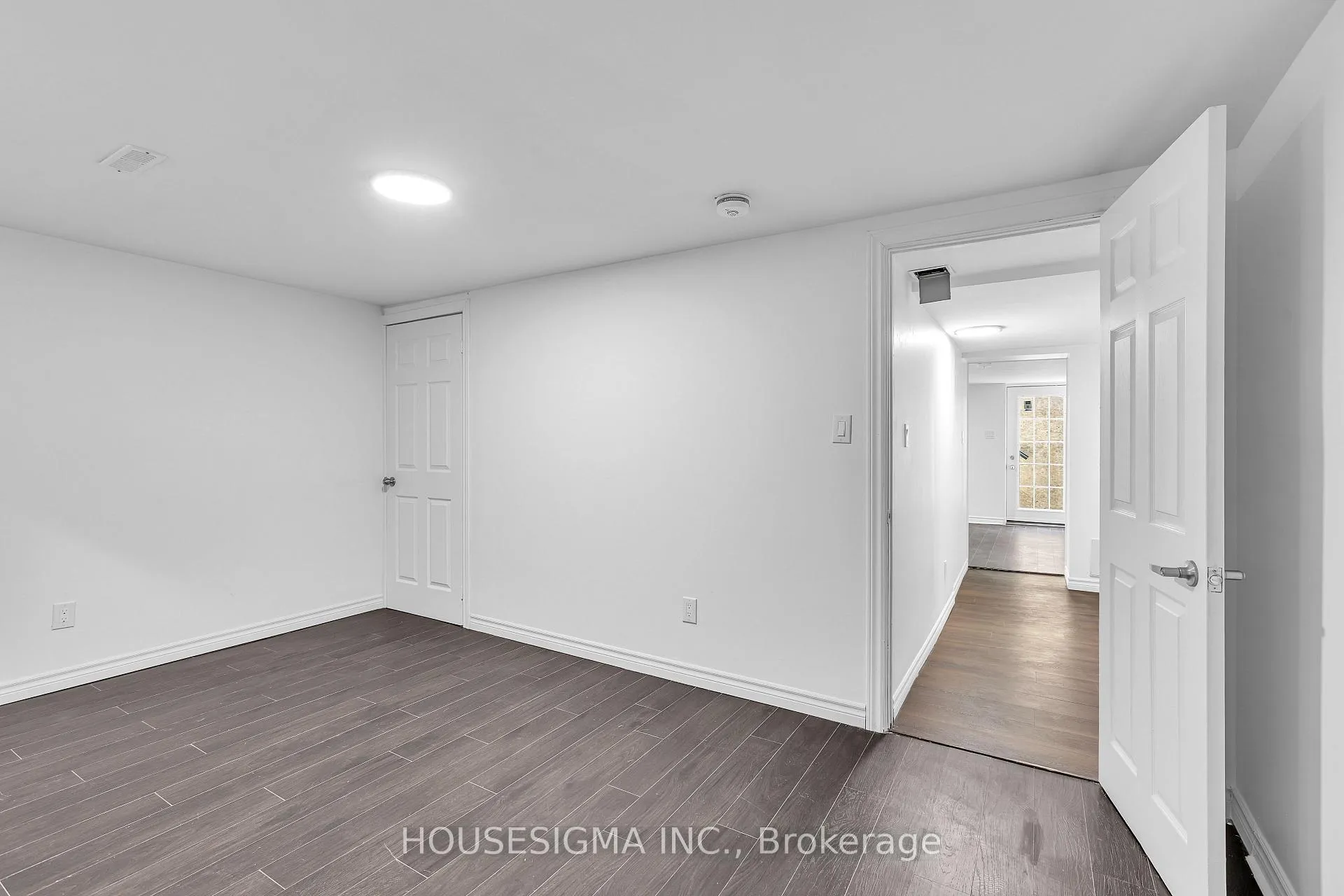 Photo 10 of Unit Bsmnt, 756 Stonepath Circle, Pickering, Amberlea — HOMEH