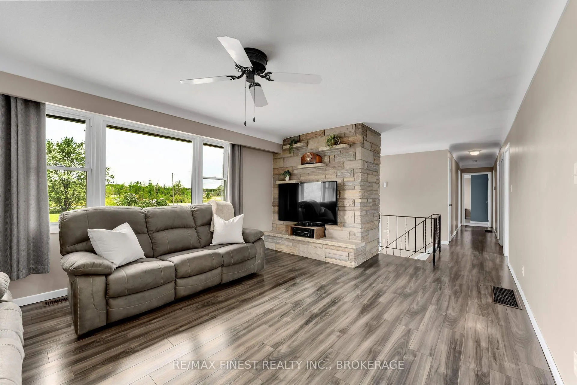 Photo 7 of 3369 Unity Road, Kingston, City North of 401 — HOMEH
