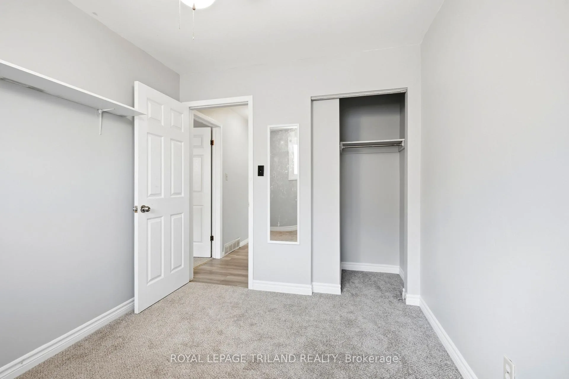 Photo 12 of Unit A, 195B Cedarvale Crescent, Waterloo — HOMEH