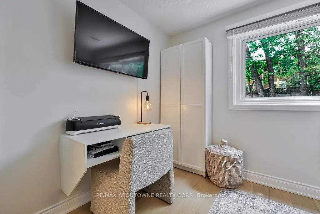 Photo 34 of 2478 Cavendish Drive, Burlington, Brant Hills — HOMEH