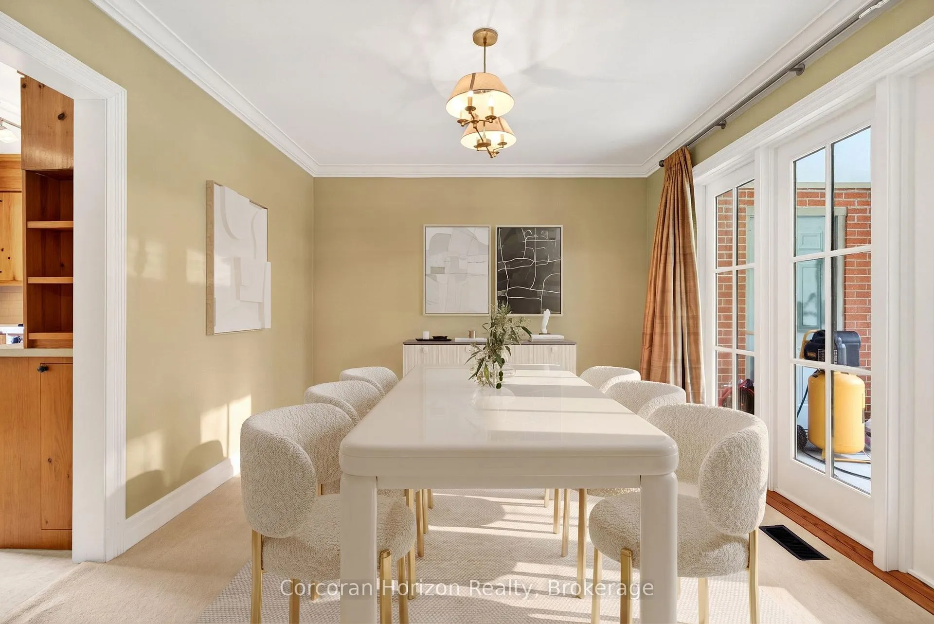 Photo 10 of 110 Mansfield Drive, Hamilton, Ancaster — HOMEH