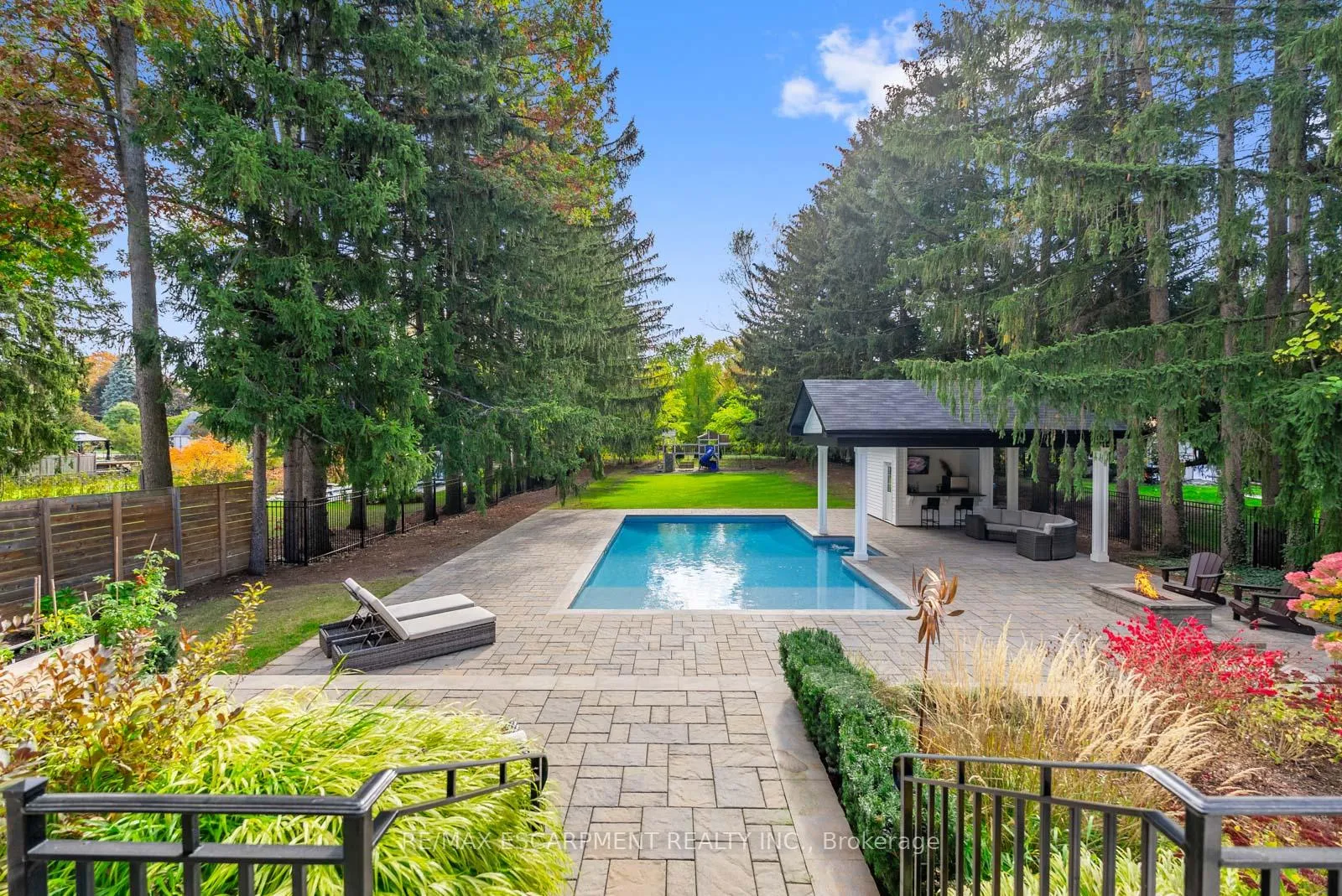 Photo 4 of 648 Cedar Avenue, Burlington, LaSalle — HOMEH