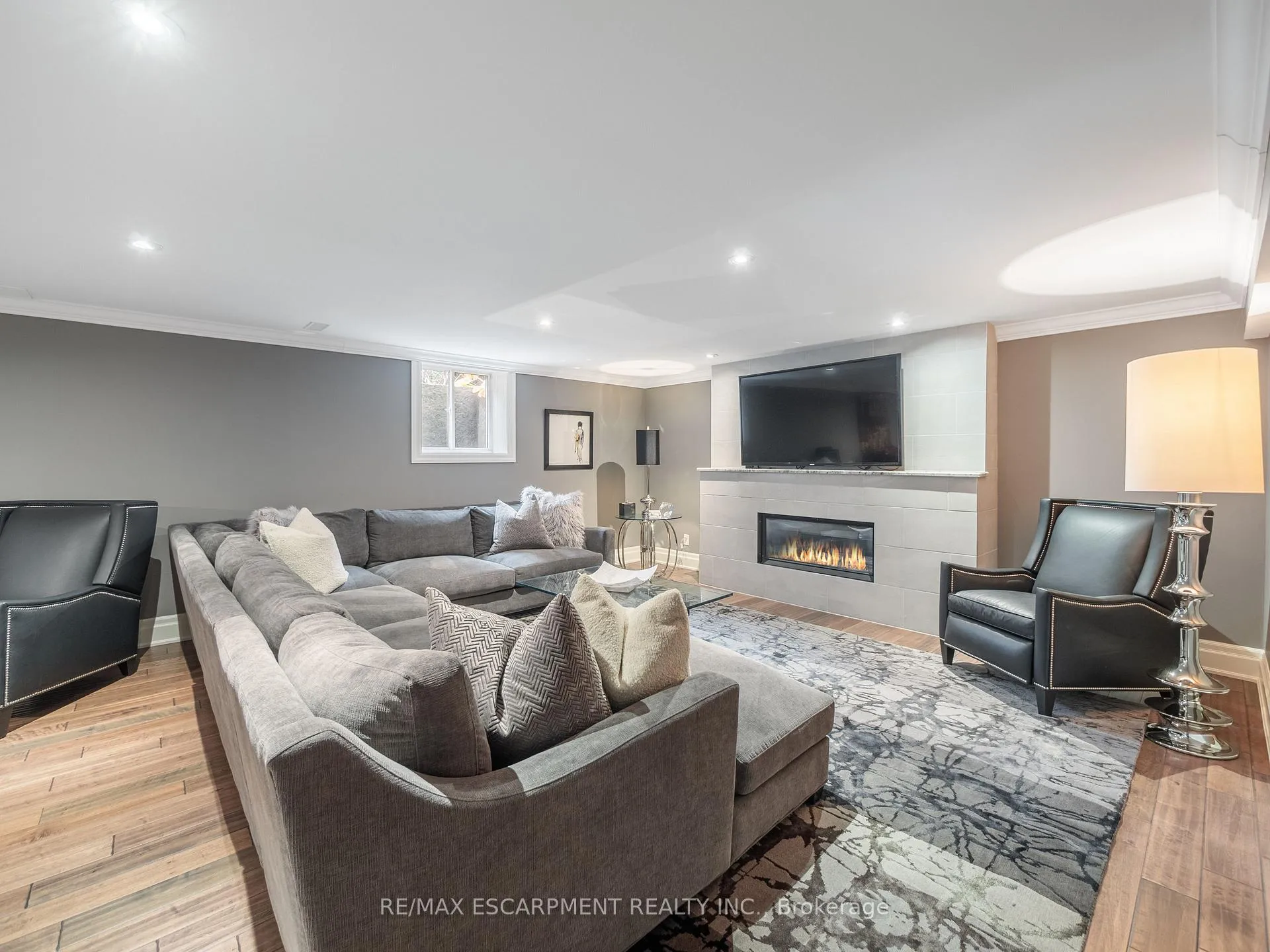 Photo 22 of 648 Cedar Avenue, Burlington, LaSalle — HOMEH