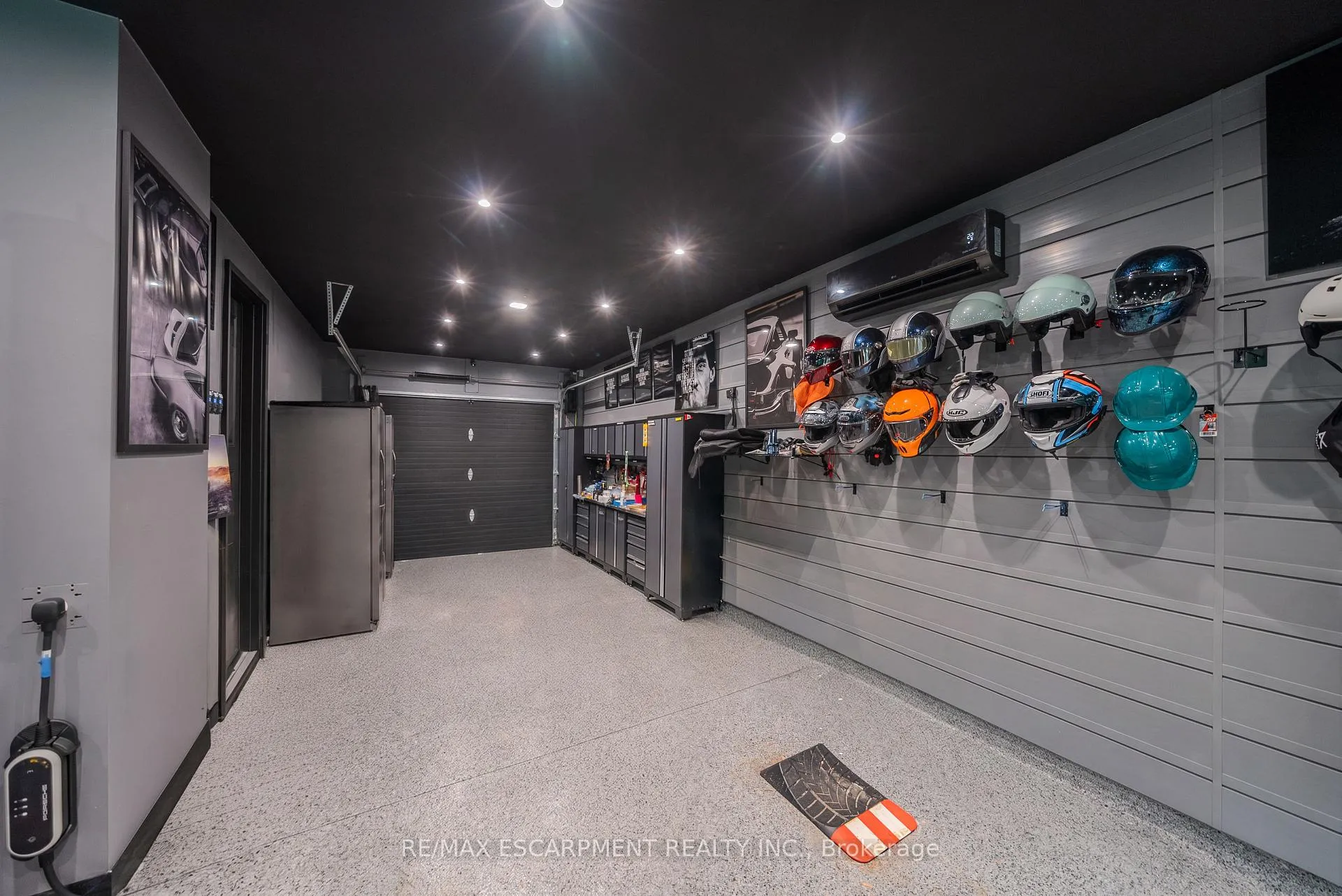 Photo 26 of 648 Cedar Avenue, Burlington, LaSalle — HOMEH