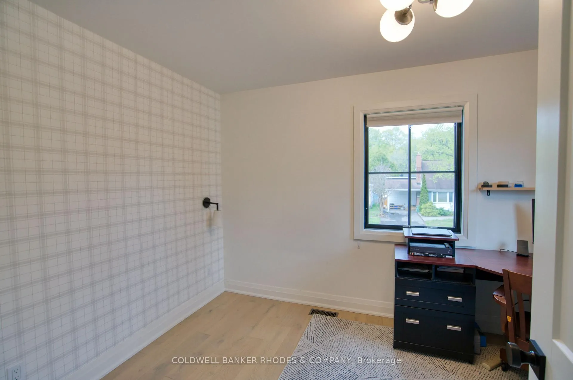 Photo 17 of 73 Kilbarry Crescent, Ottawa, Manor Park — HOMEH