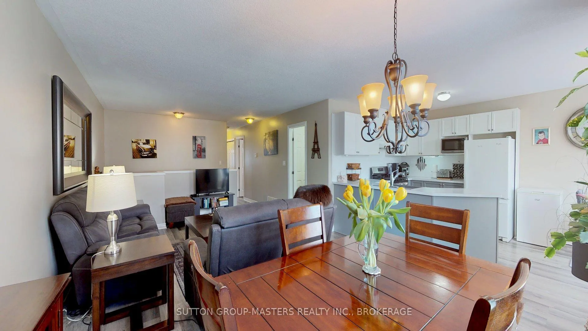 Photo 5 of 67 Eugene Court, Kingston, Rideau — HOMEH