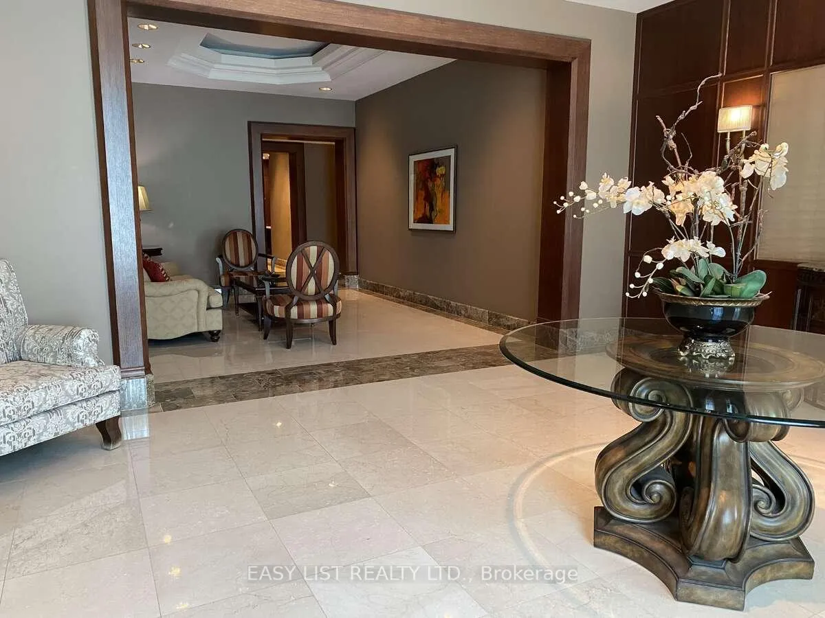 Photo 4 of Unit 803, 3580 Rivergate Way, Ottawa, Quinterra — HOMEH
